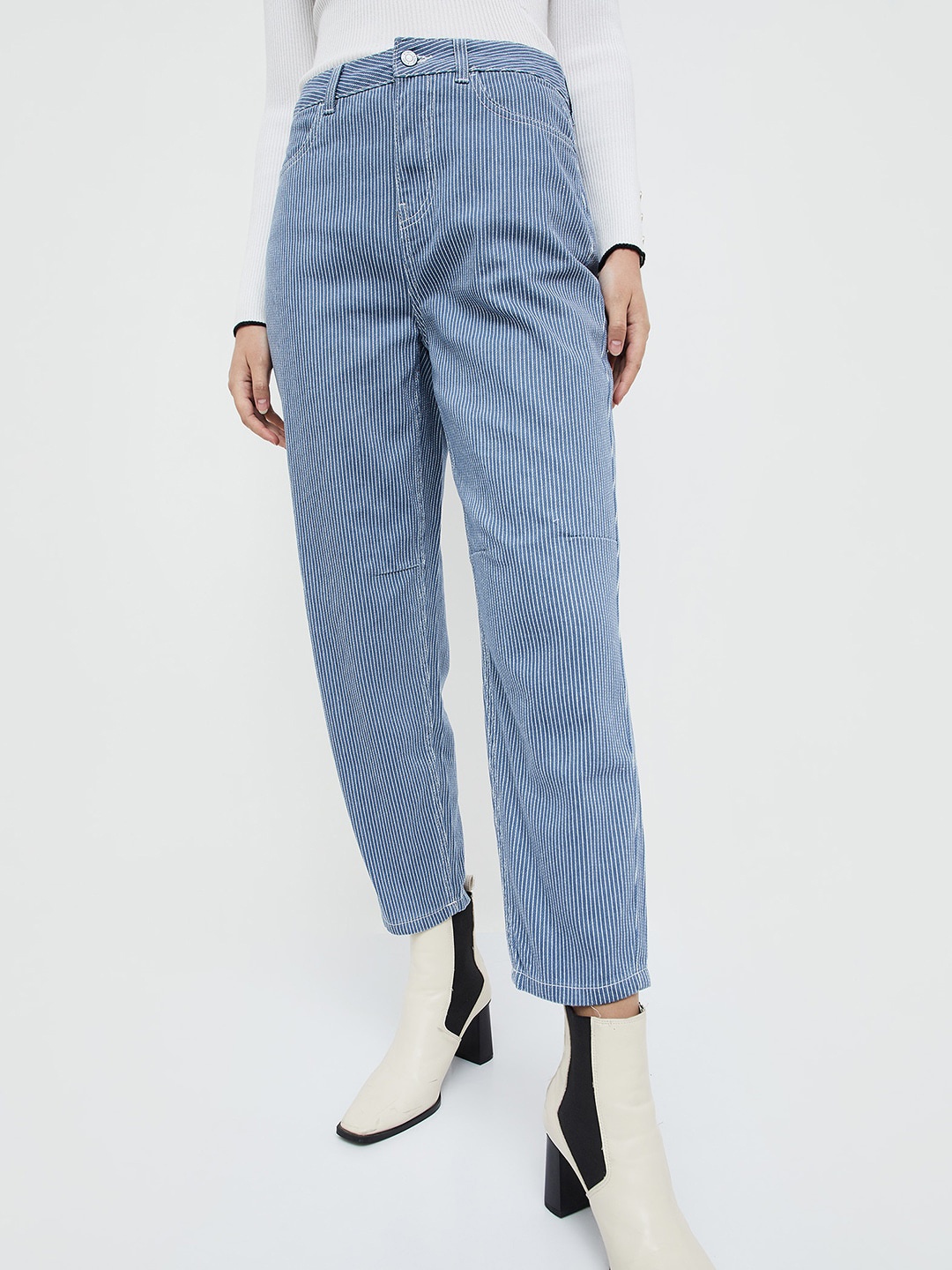 

Ginger by Lifestyle Women Low Distress Jeans, Blue