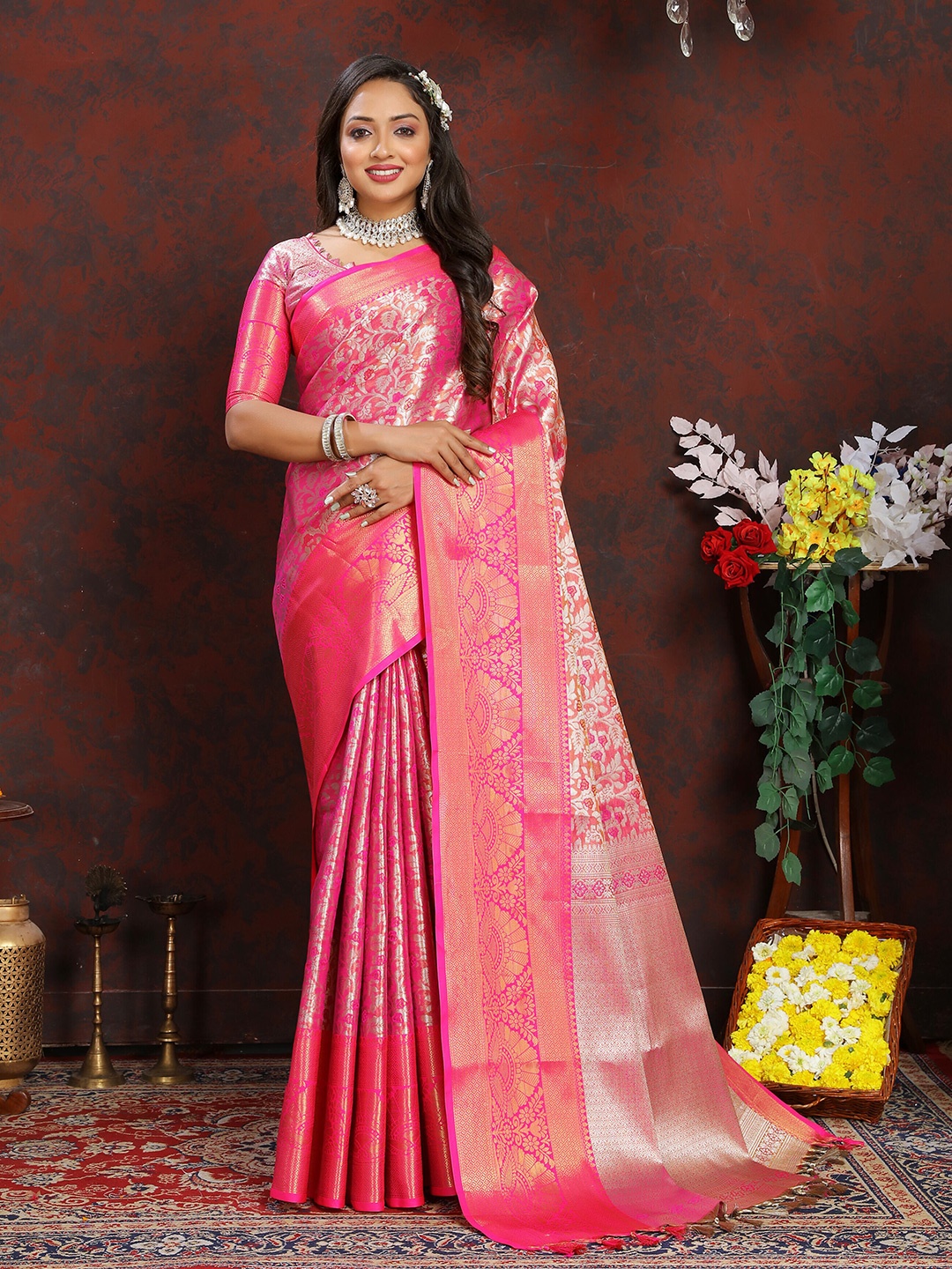 

ZIBLON Ethnic Motifs Woven Design Zari Pure Silk Kanjeevaram Saree, Pink