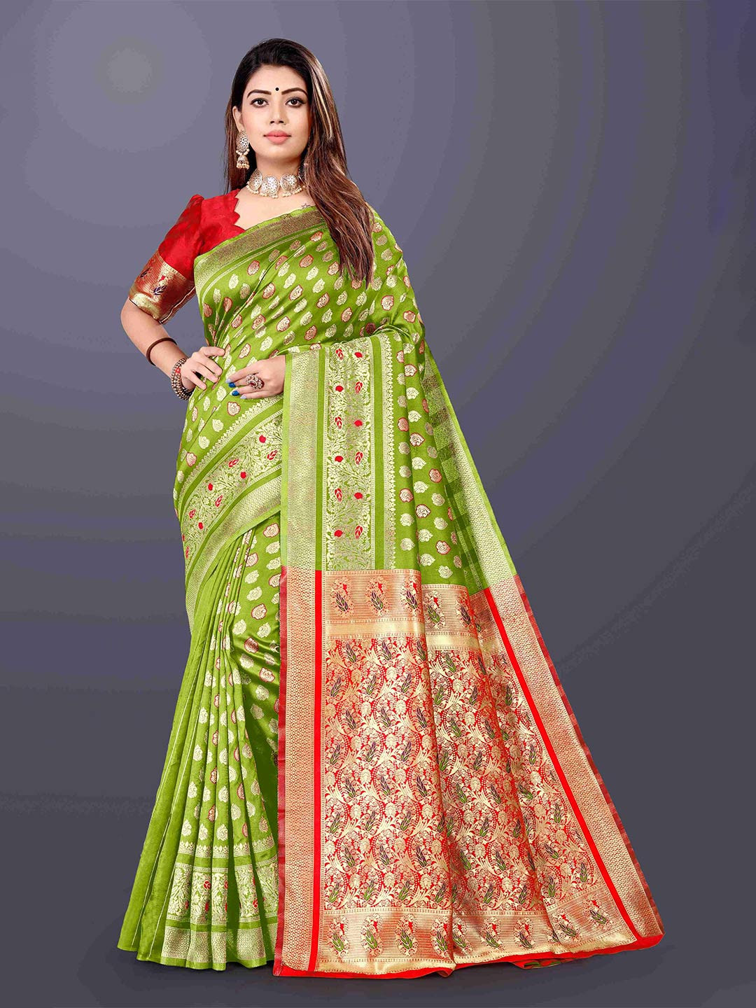 

BAESD Woven Design Floral Zari Banarasi Saree, Green
