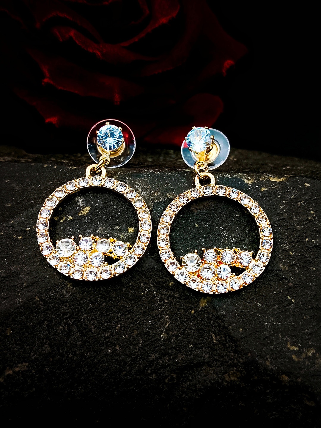 

Manikya Contemporary Drop Earrings, Gold