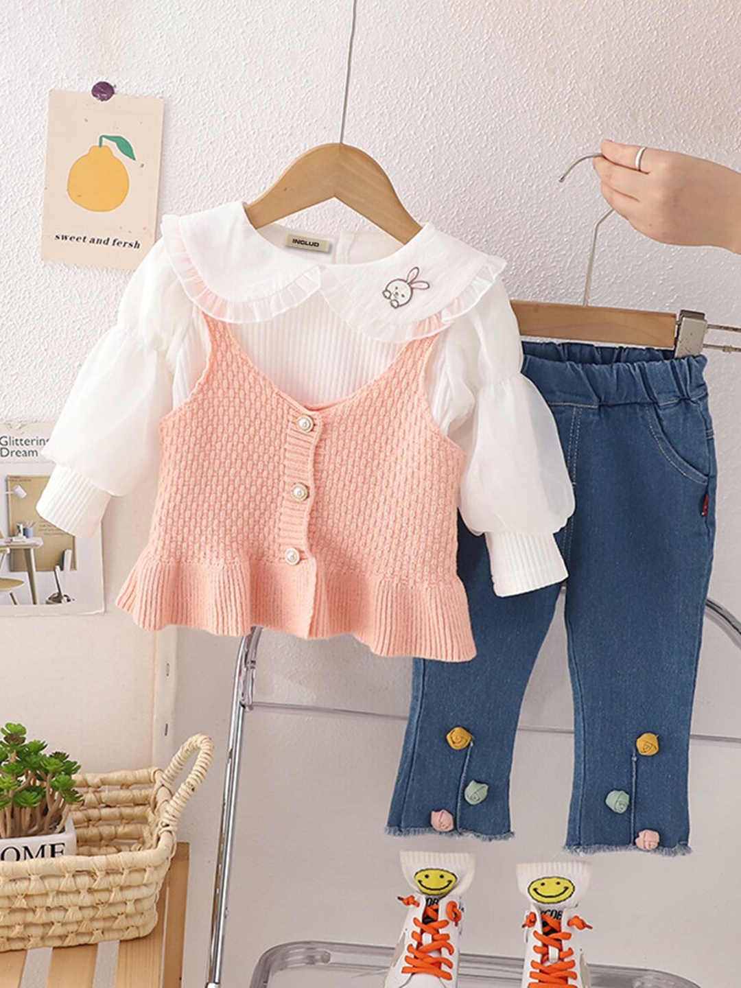

INCLUD Girls Self Design Top With Cardigan & Trousers, Pink