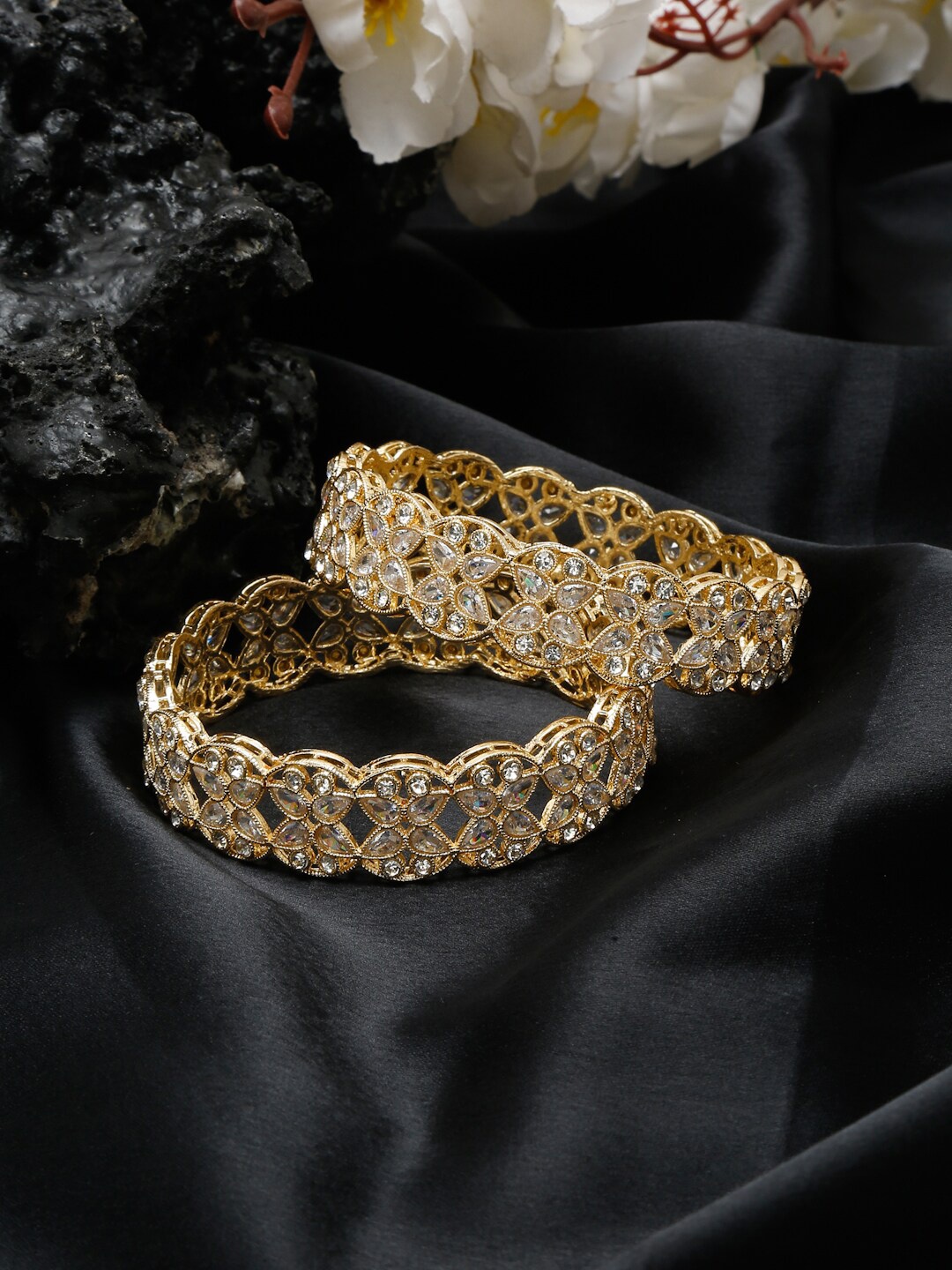 

Anouk Set Of 2 Gold-Plated Stone Studded Bangles