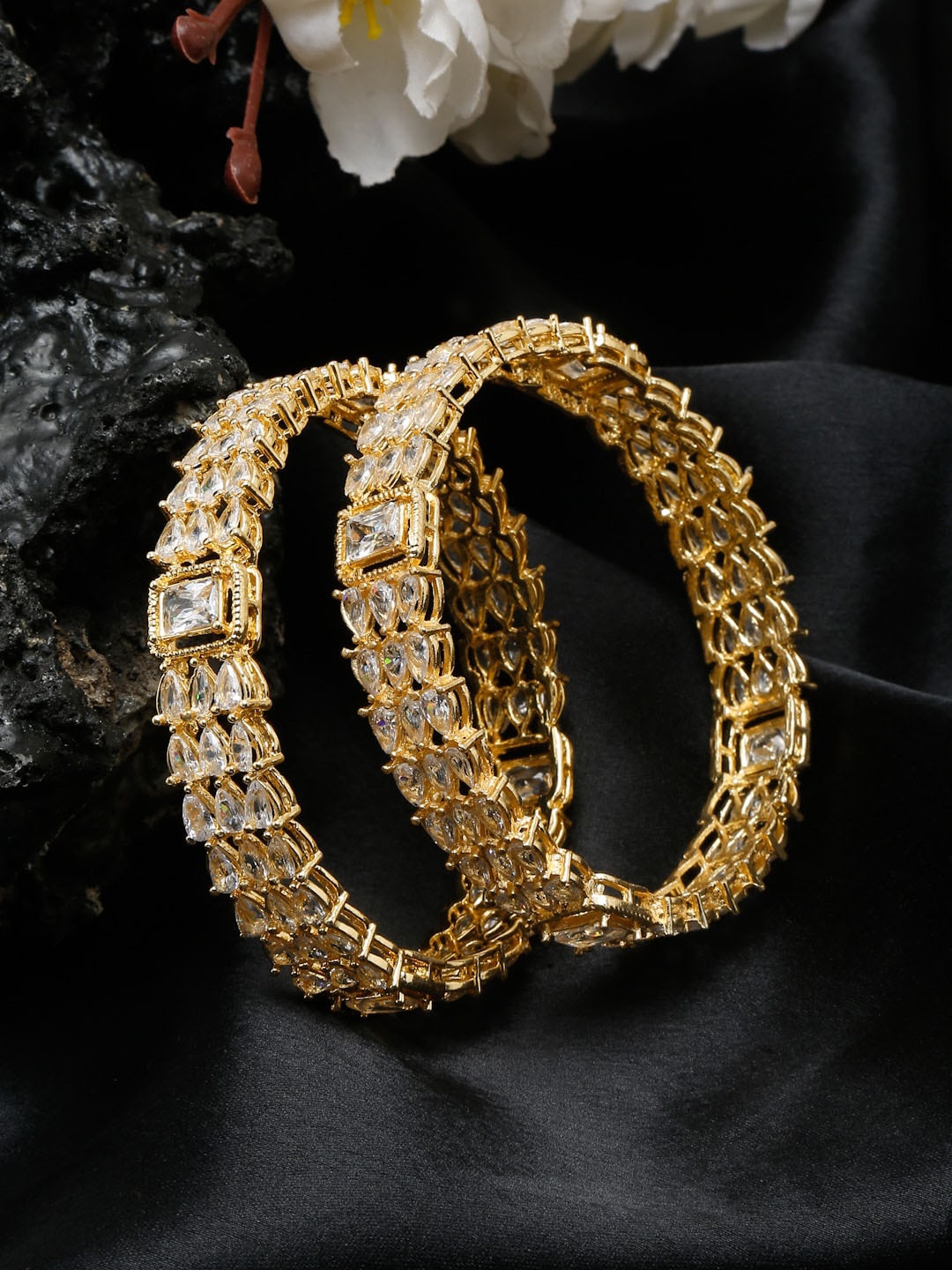 

Anouk Set Of 2 Gold-Plated Stone Studded Bangles