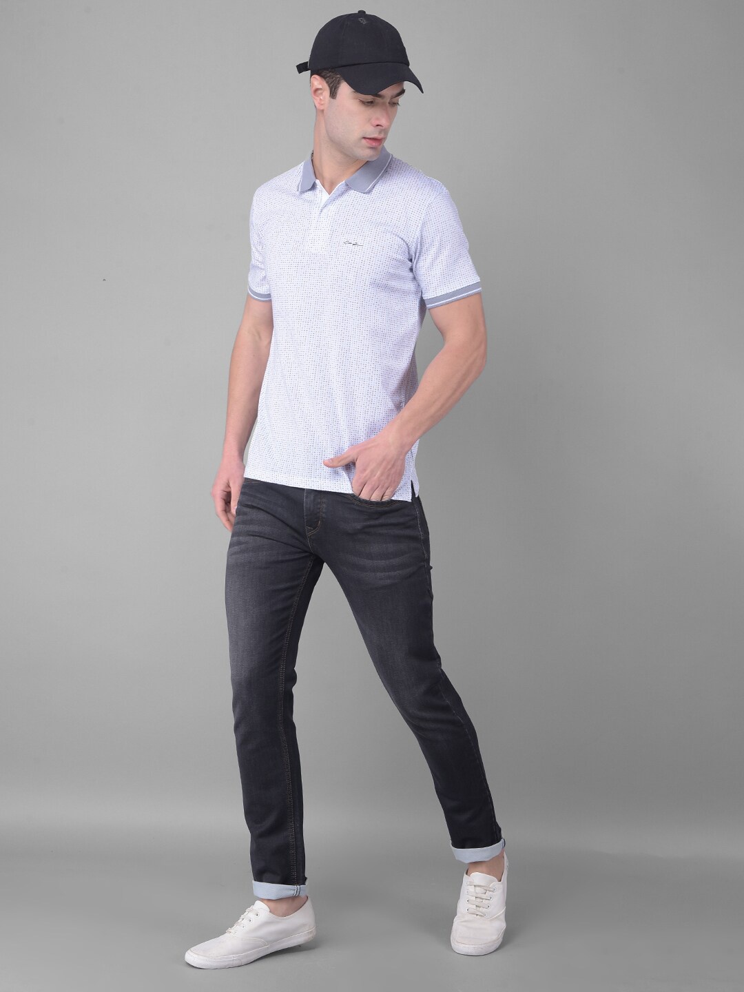 

COBB Men Printed Polo Collar Pockets T-shirt, White