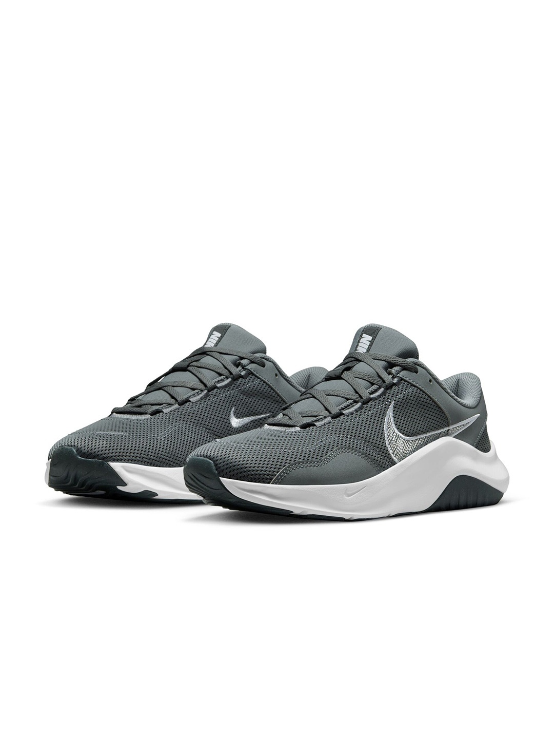 

Nike Men Legend Essential 3 Next Nature Workout Shoes, Grey