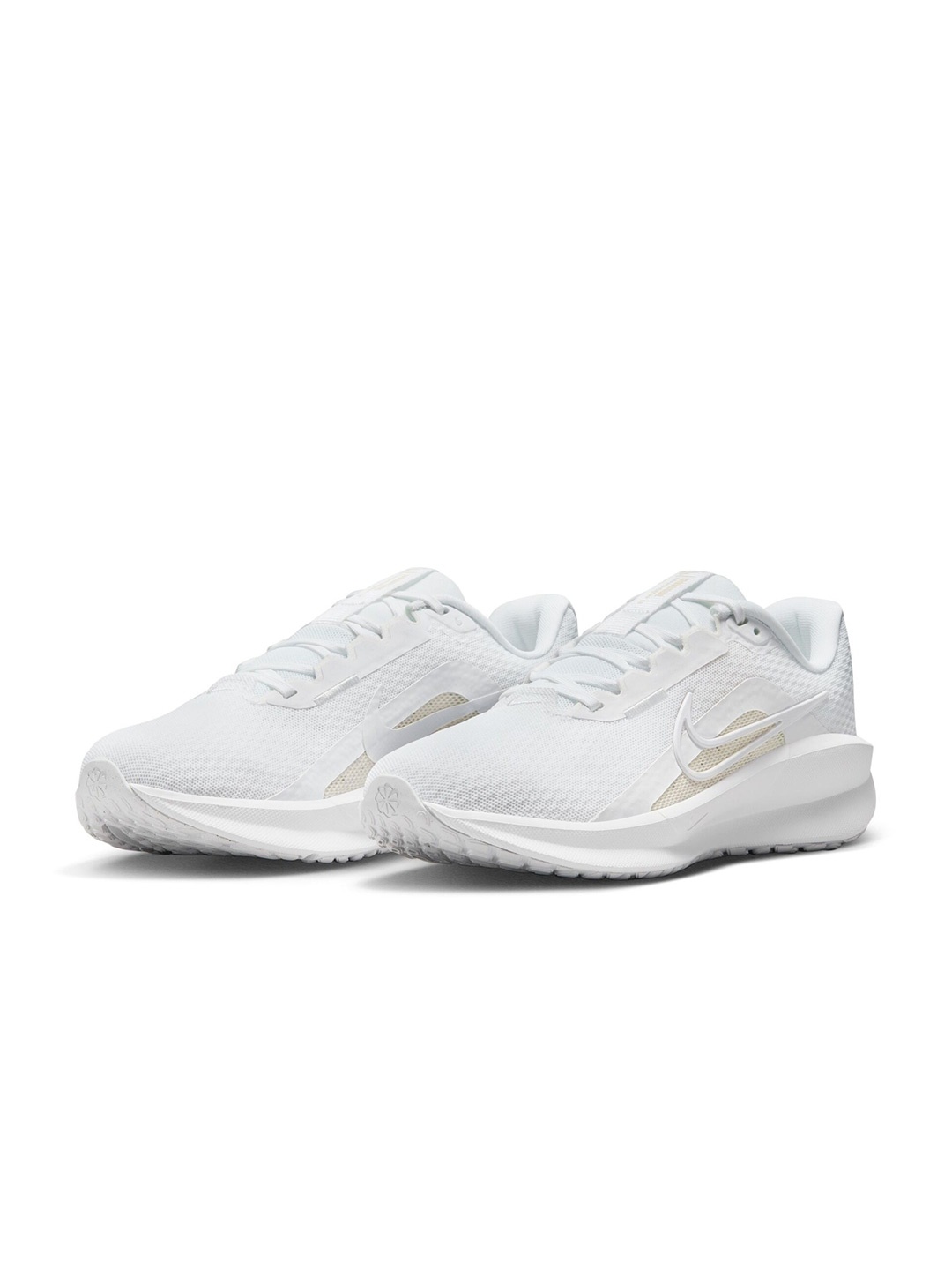 

Nike Women Downshifter 13 Road Running Shoes, White