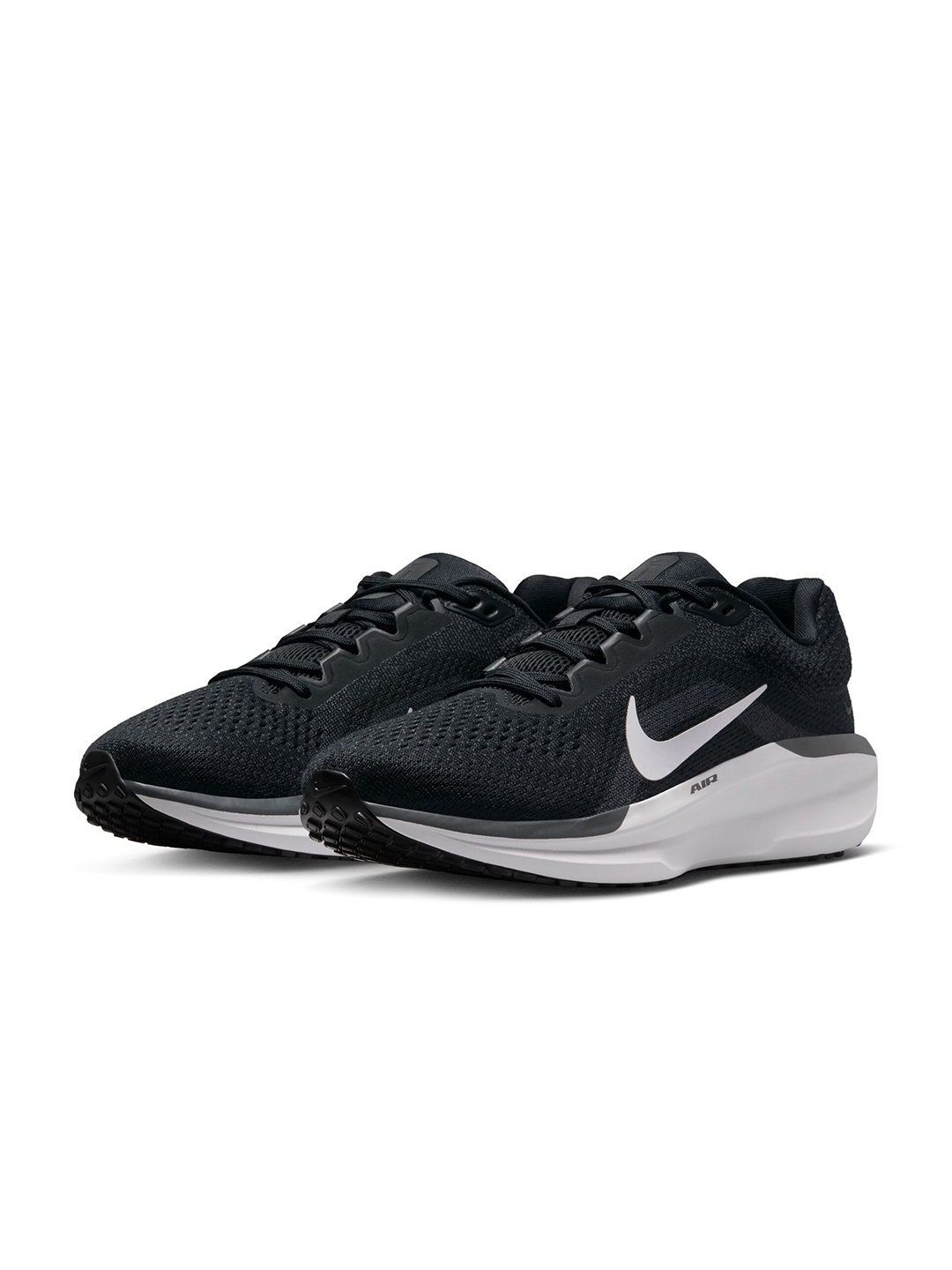 

Nike Women Winflo 11 Road Running Shoes, Black
