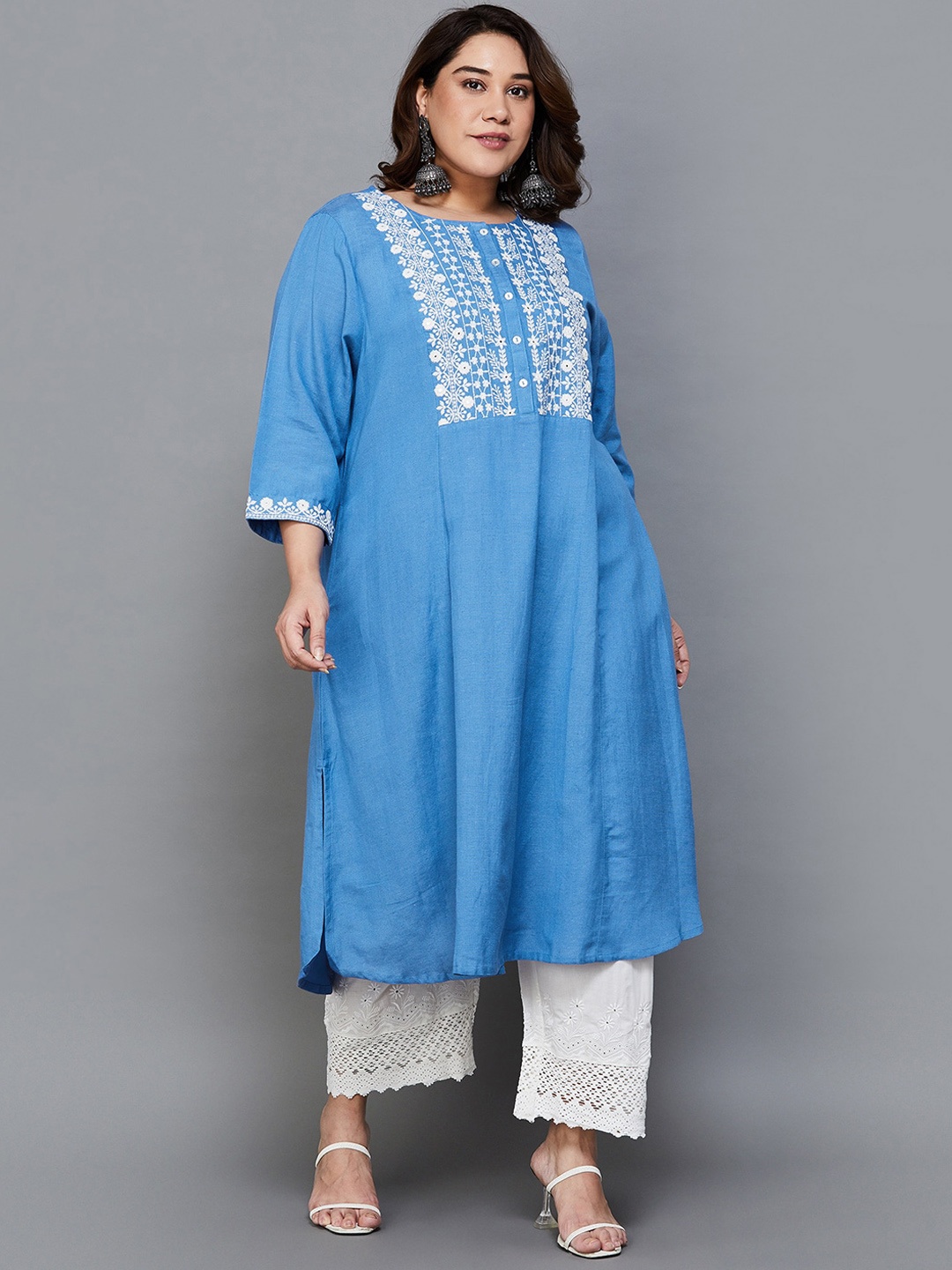 

Moiree by Lifestyle Geometric Yoke Design Round Neck Long Sleeves Gotta Patti Kurta, Blue