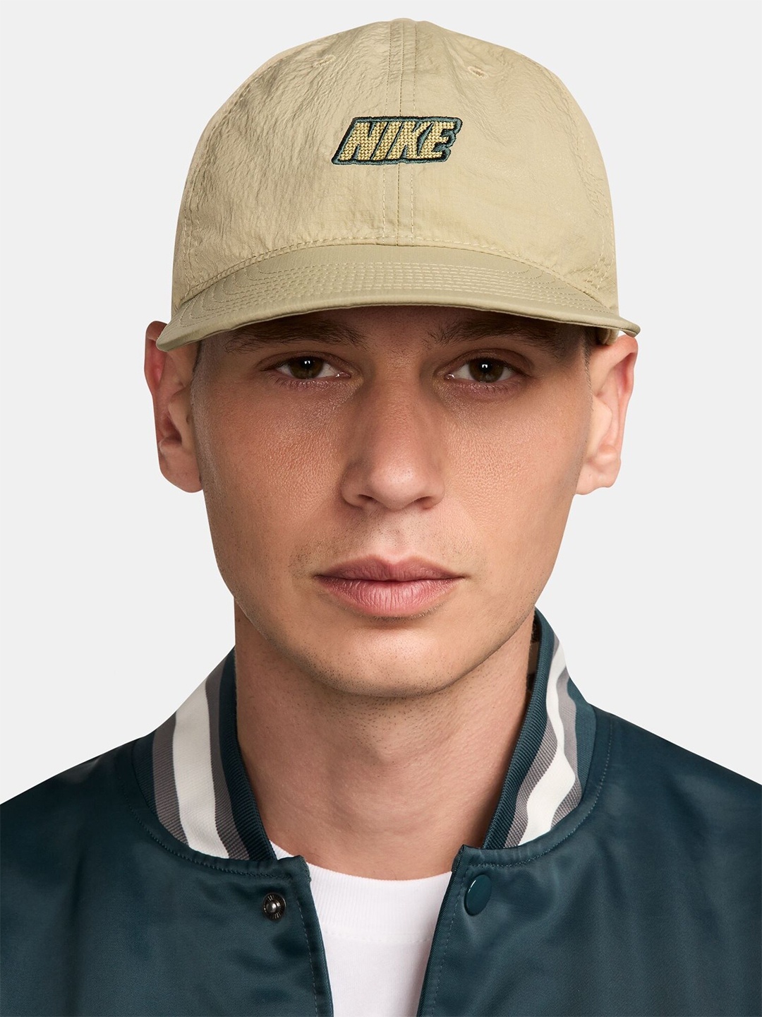 

Nike Unisex Club Unstructured Flat Bill Outdoor Cap, Green