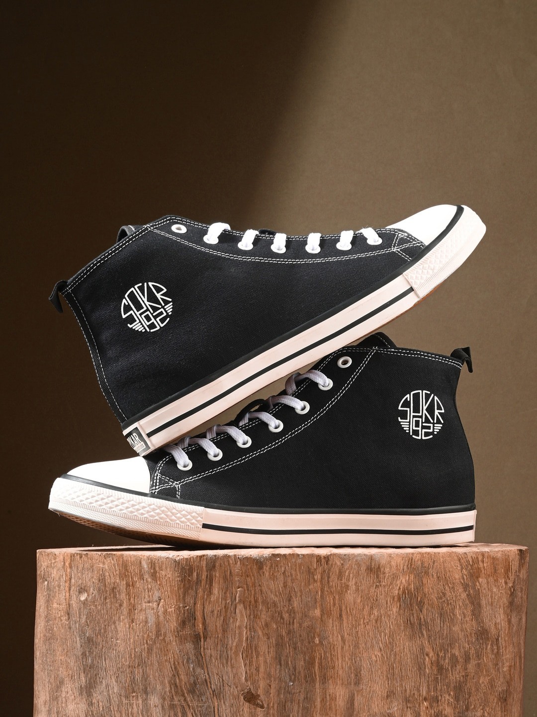 

SPYKAR Men Colourblocked Comfort Insole Contrast Sole Canvas High- Top Lace-Ups Sneakers, Black