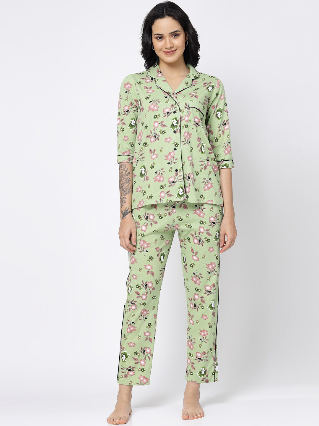 

SHYAM SONS FLAIR Floral Printed Lapel Collar Night suit, Green