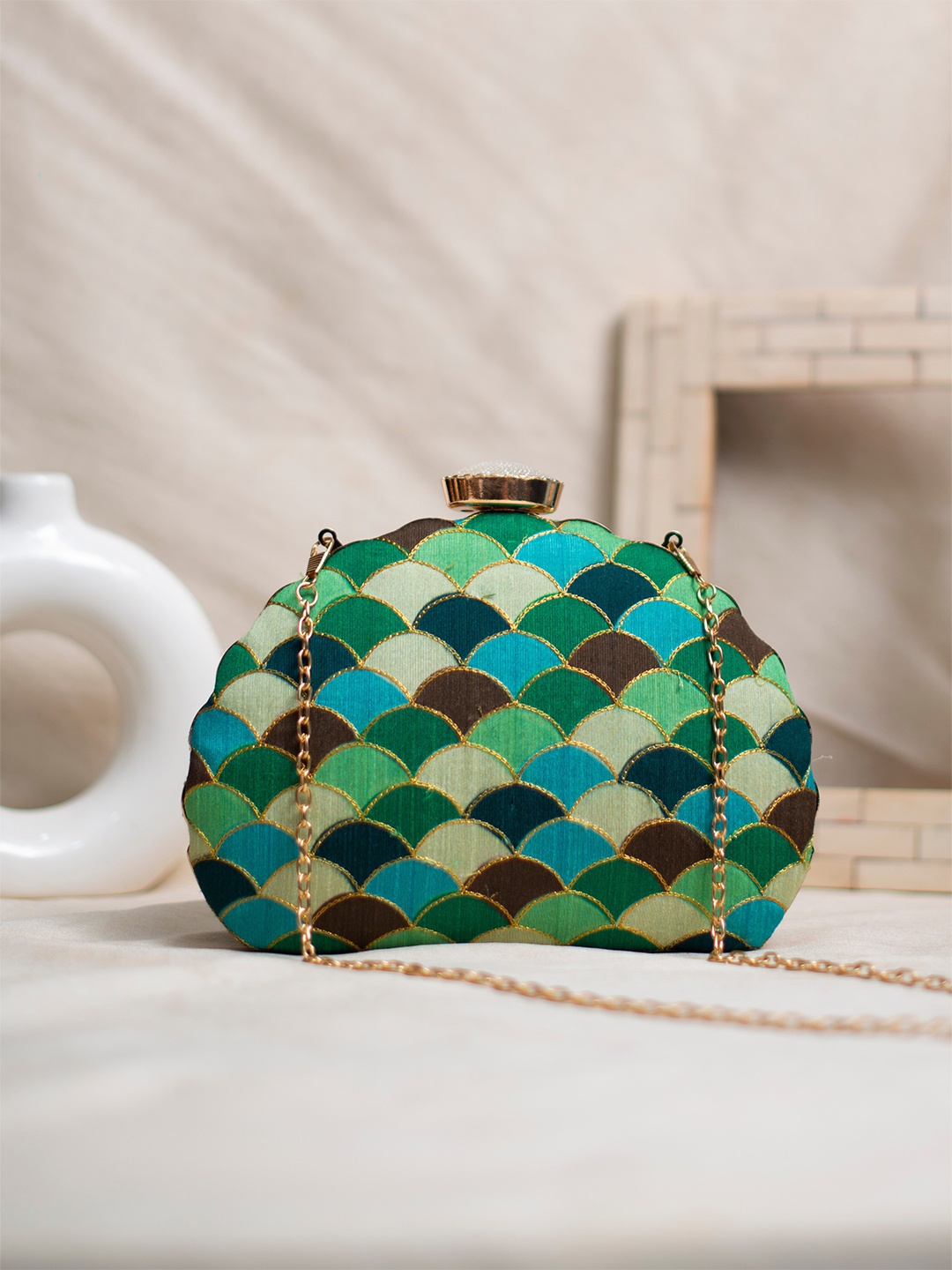 

ARTKLIM Embroidered D-Shape Box Clutch, Green