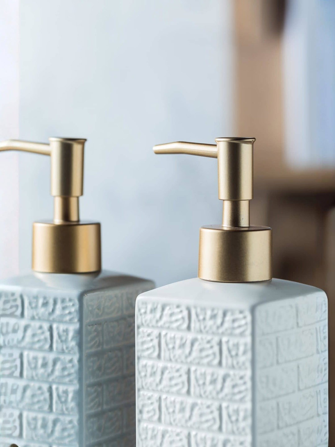 

UMAI Grey Textured Soap Dispenser 350 ml