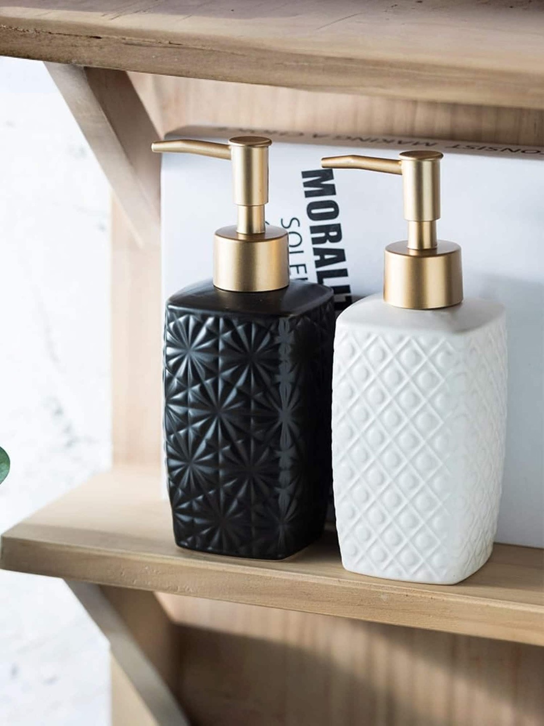 

UMAI White and Black 2 Pieces Ceramic Liquid Soap Dispenser 310 ml each