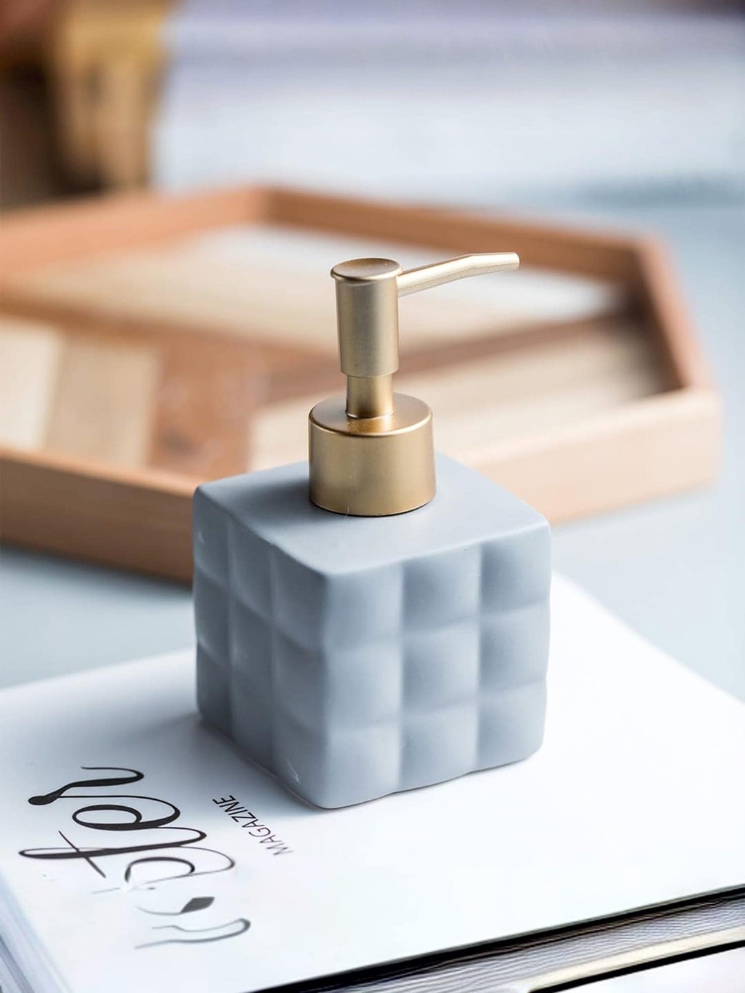 

UMAI Grey Textured Stoneware Soap Dispenser