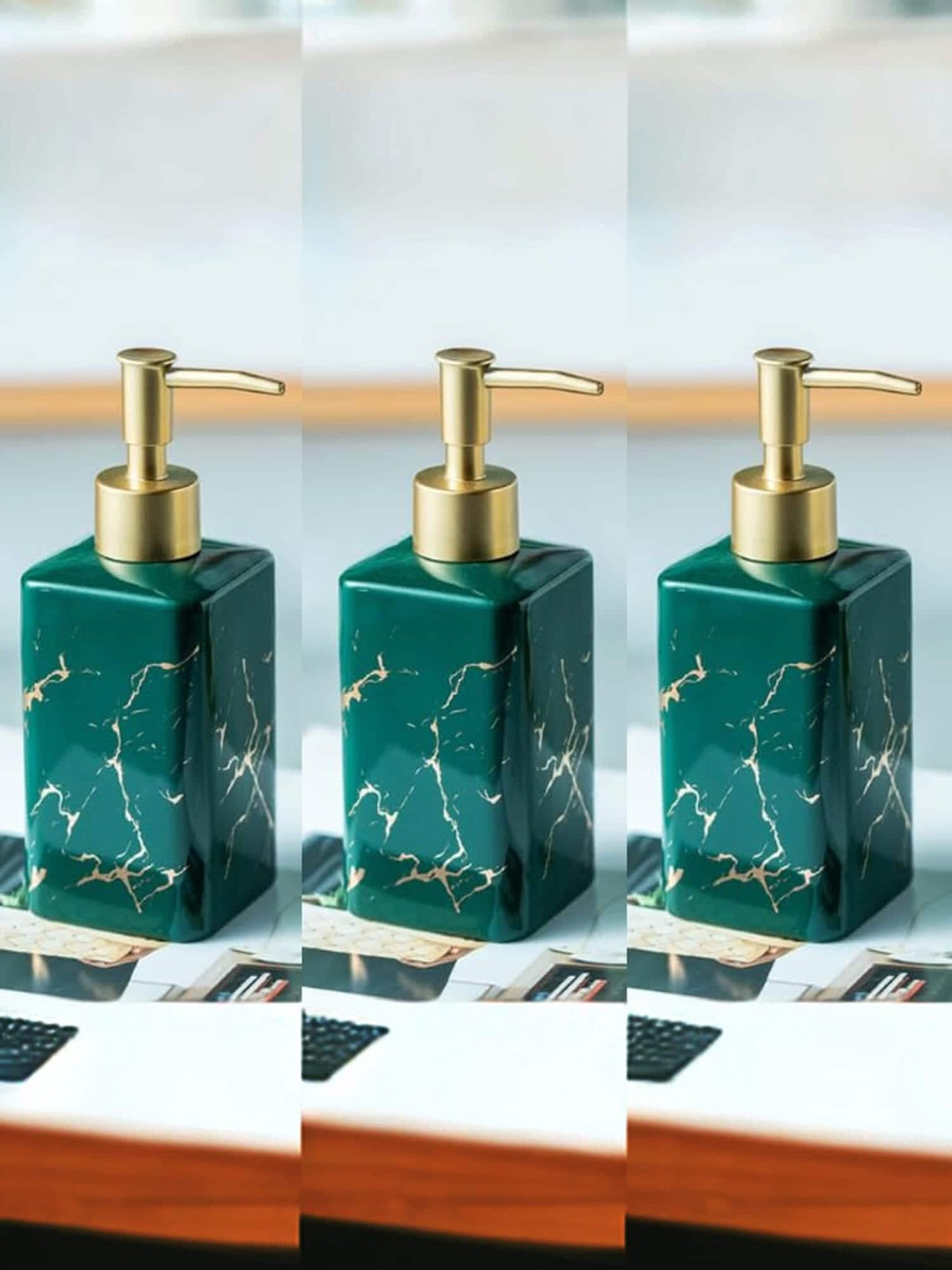 

UMAI Green 3 Pieces Printed Stoneware Soap Dispensers