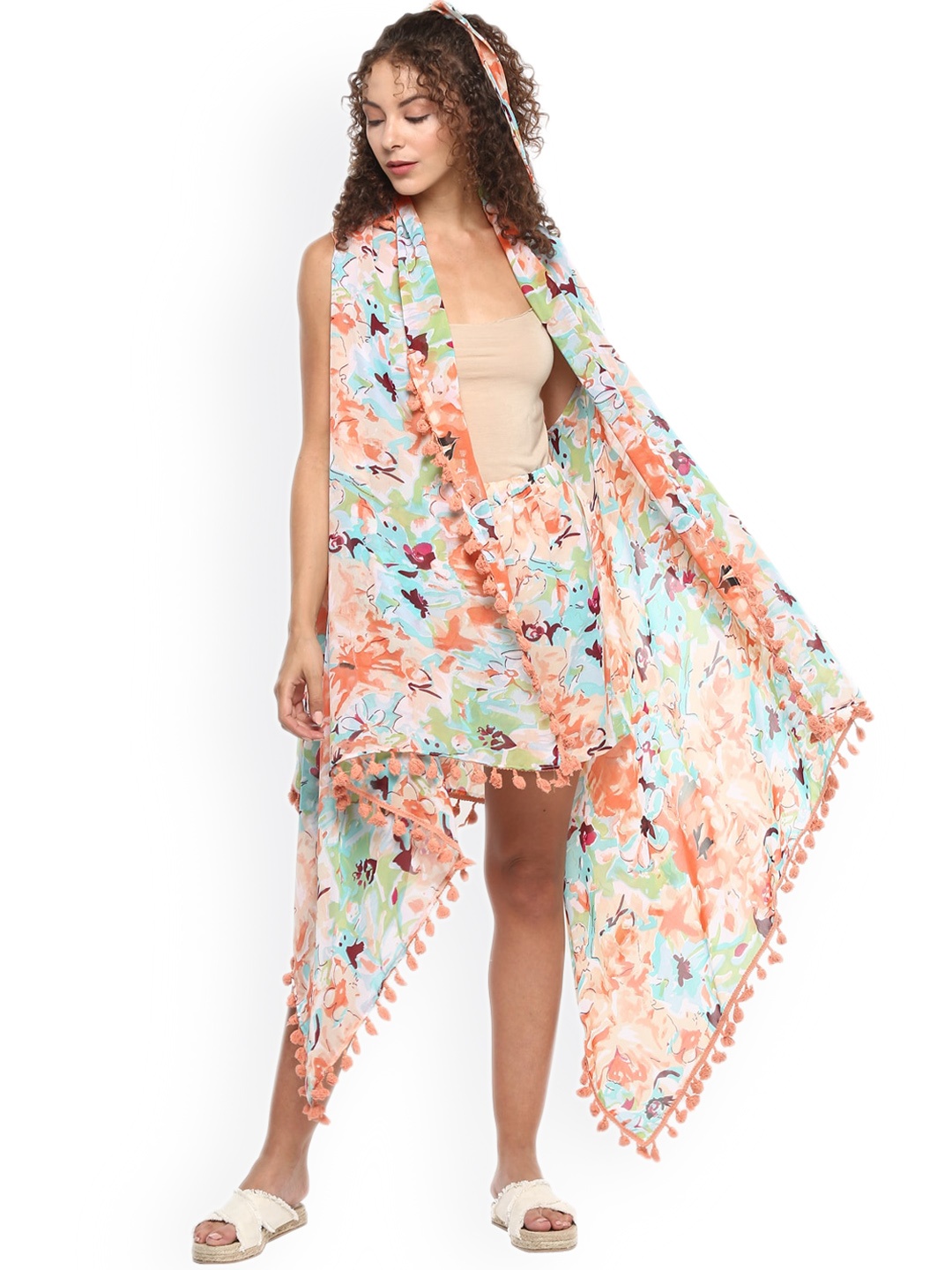 

Rhe-Ana Floral Printed Shawl Neck Shrug With Flared Shorts & Scarf, Peach