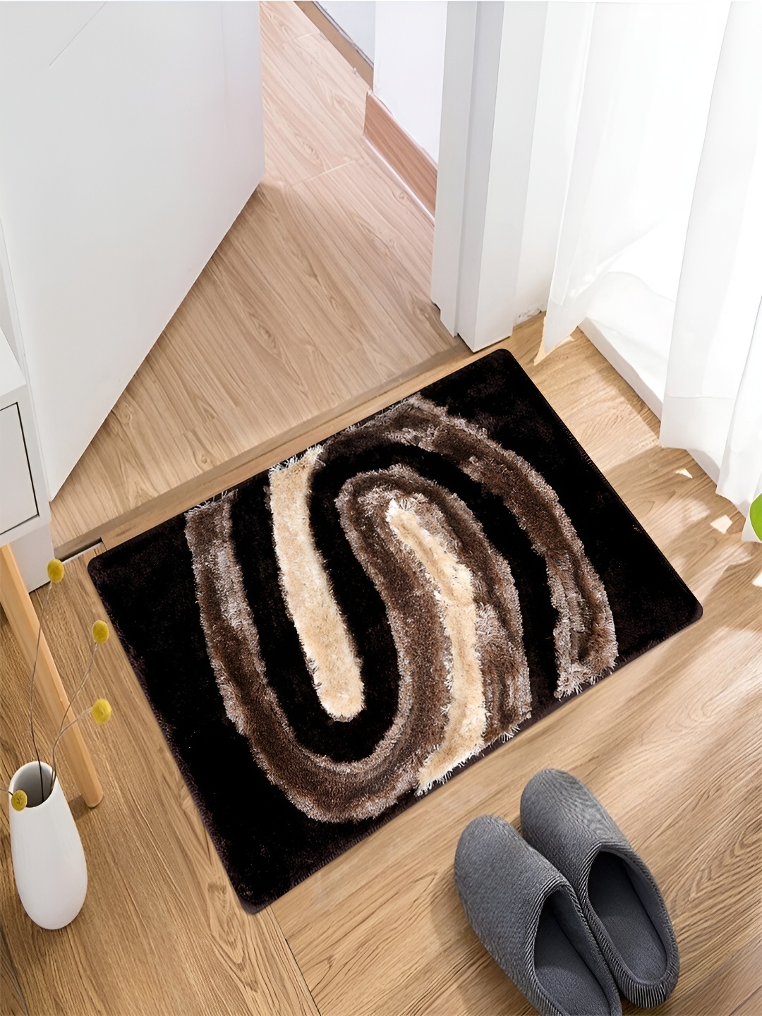 Kuber Industries Brown & Beige Geometric Anti-Skid Door Mat