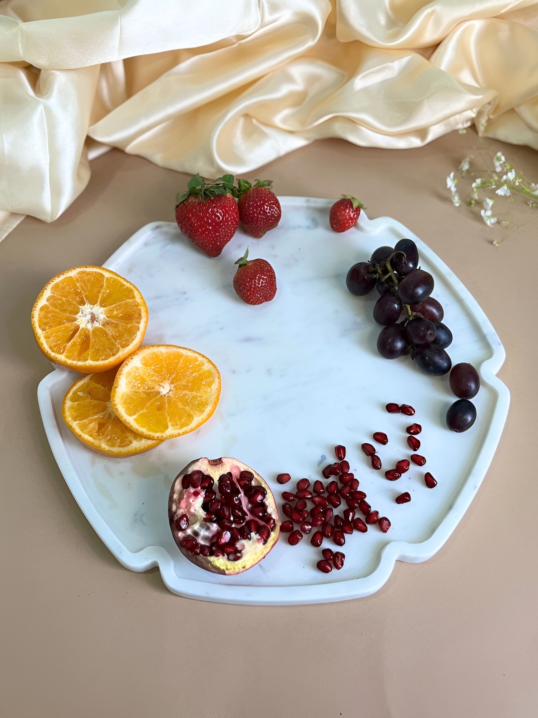 

HOMEARTE White Stoneware Easy to Clean Food Platter