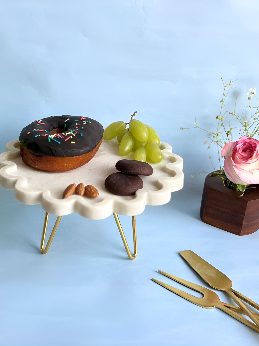 

HOMEARTE White Stoneware Easy to Clean Food Platter