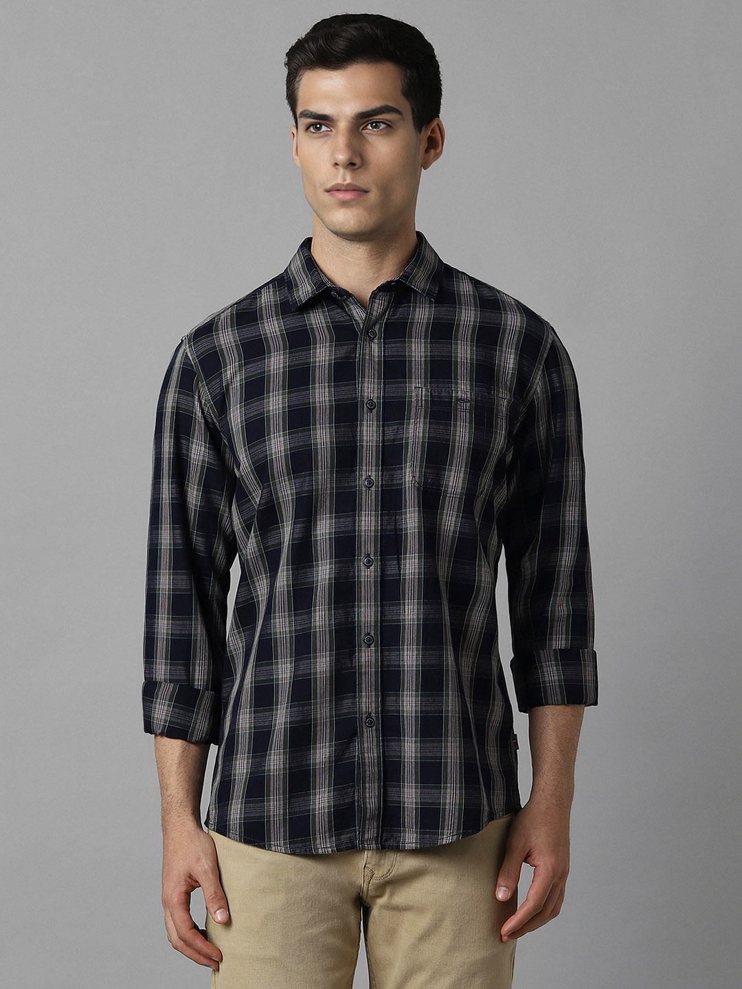 

Louis Philippe Jeans Men Slim Fit Opaque Checked Casual Shirt, Navy blue