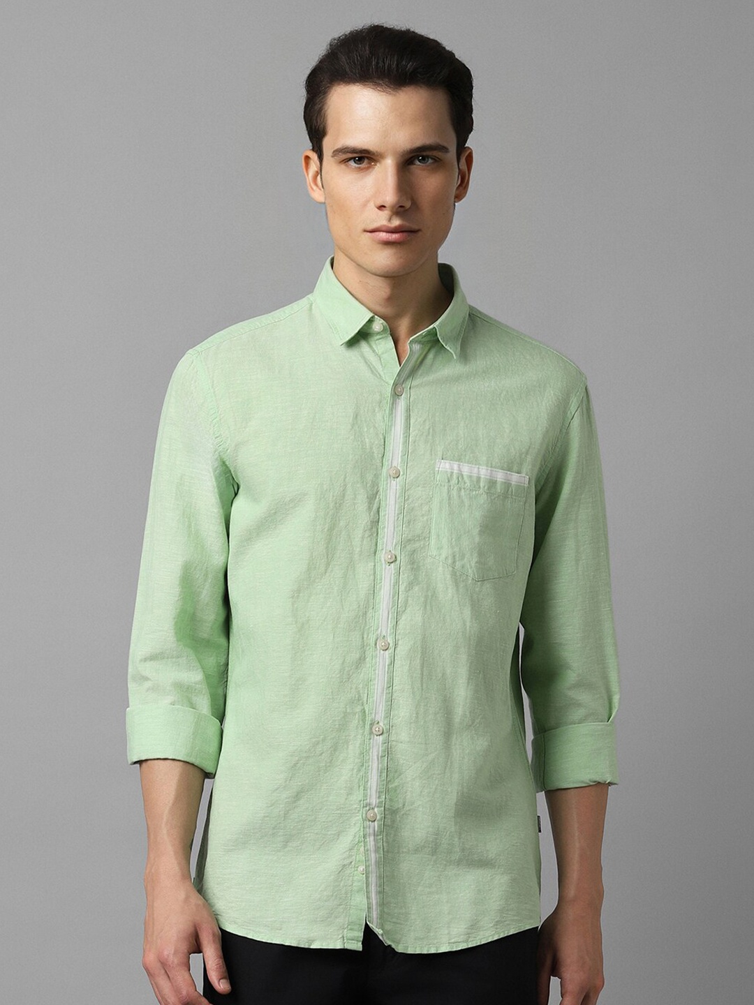 

Louis Philippe Sport Men Slim Fit Opaque Casual Shirt, Green