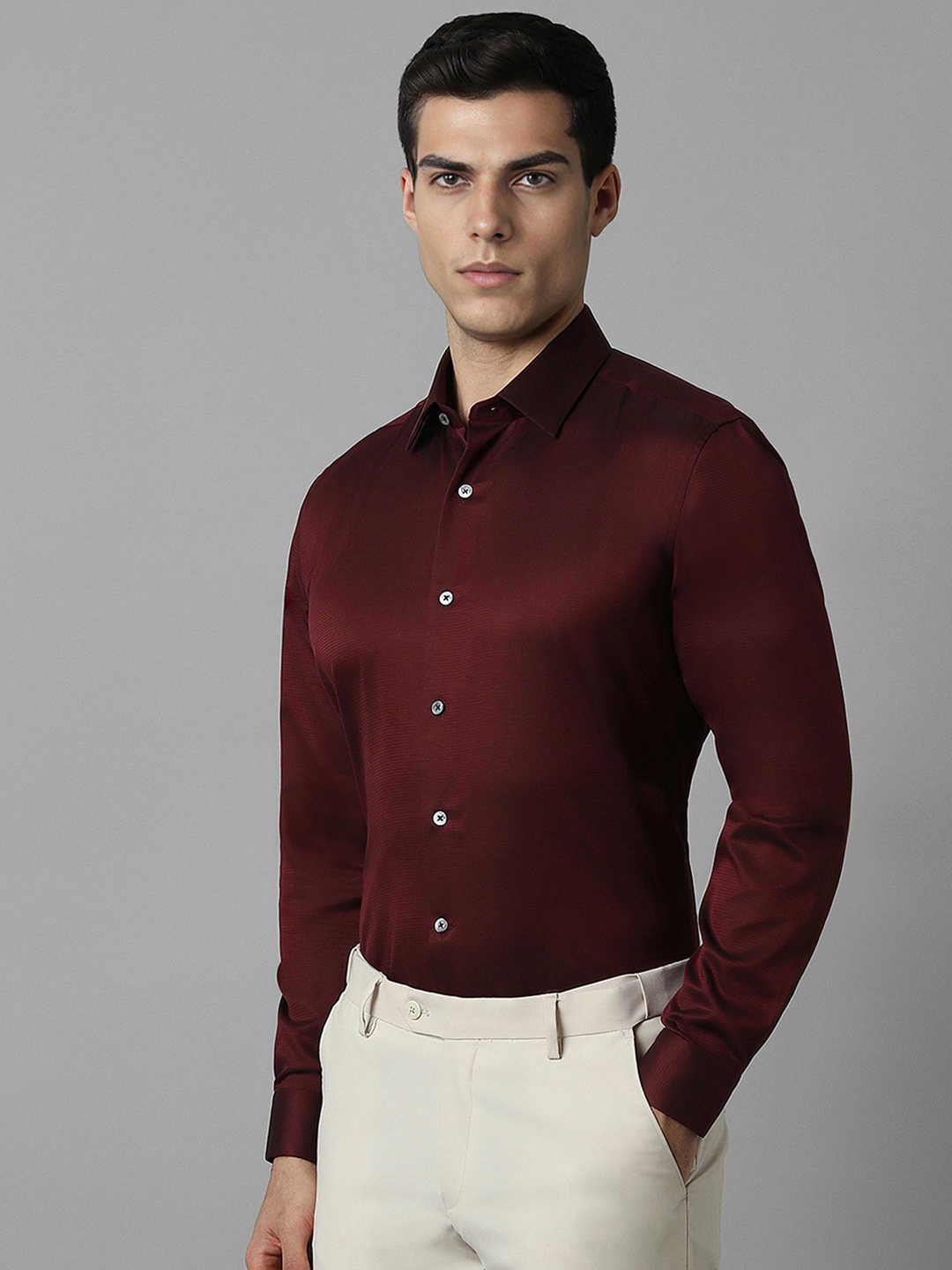 

Luxure by Louis Philippe Men Slim Fit Opaque Formal Shirt, Maroon