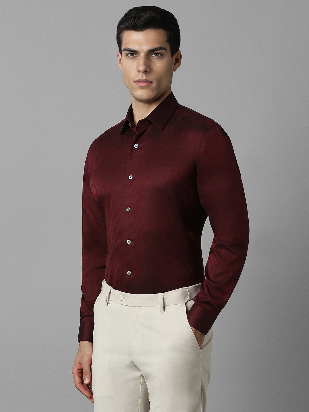 

Luxure by Louis Philippe Men Slim Fit Opaque Formal Shirt, Maroon