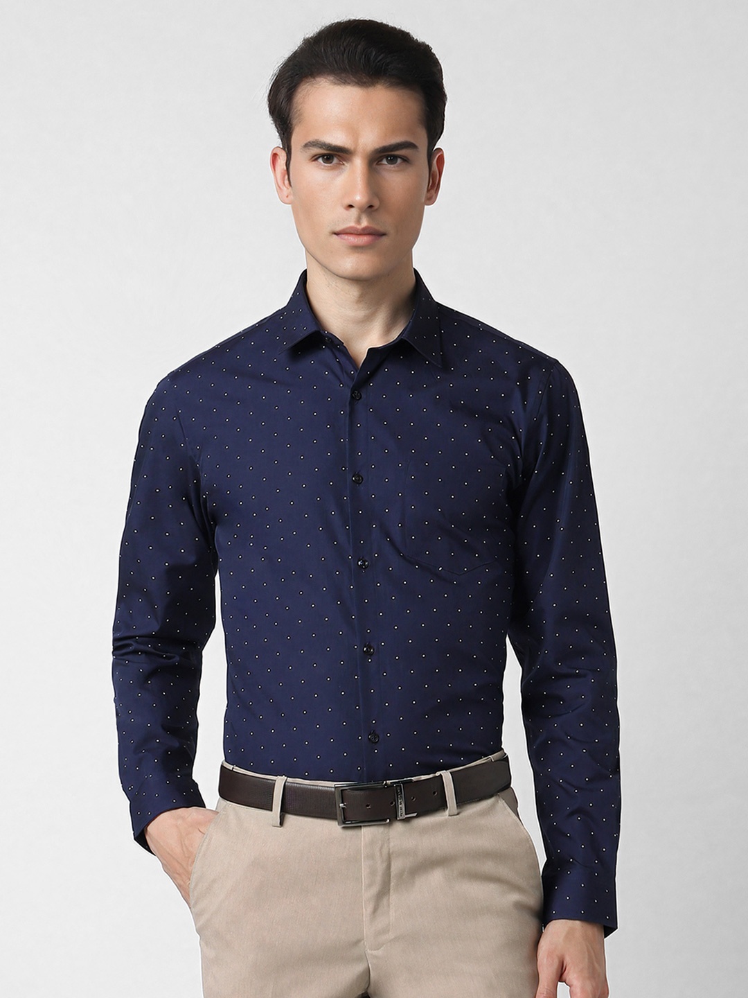 

Peter England Men Slim Fit Opaque Printed Formal Shirt, Navy blue