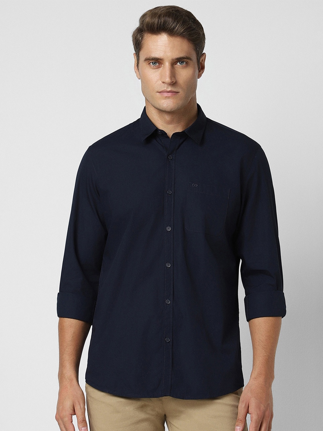 

Peter England Casuals Men Slim Fit Opaque Casual Shirt, Navy blue