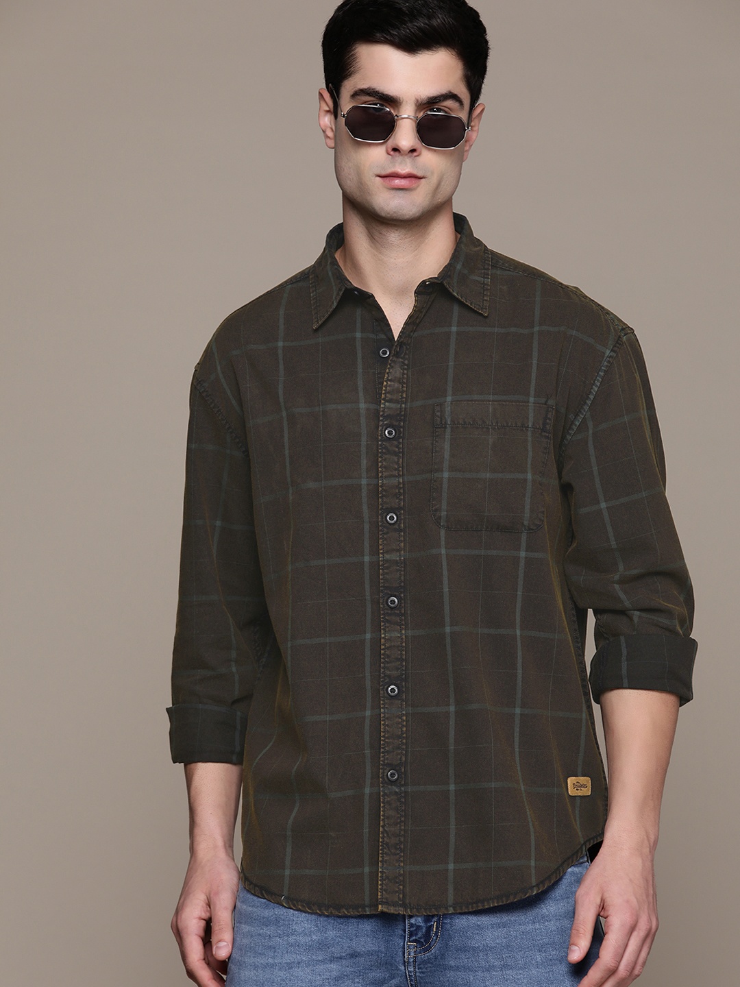 

Roadster Men Relaxed Windowpane Checked Cotton Casual Shirt, Black