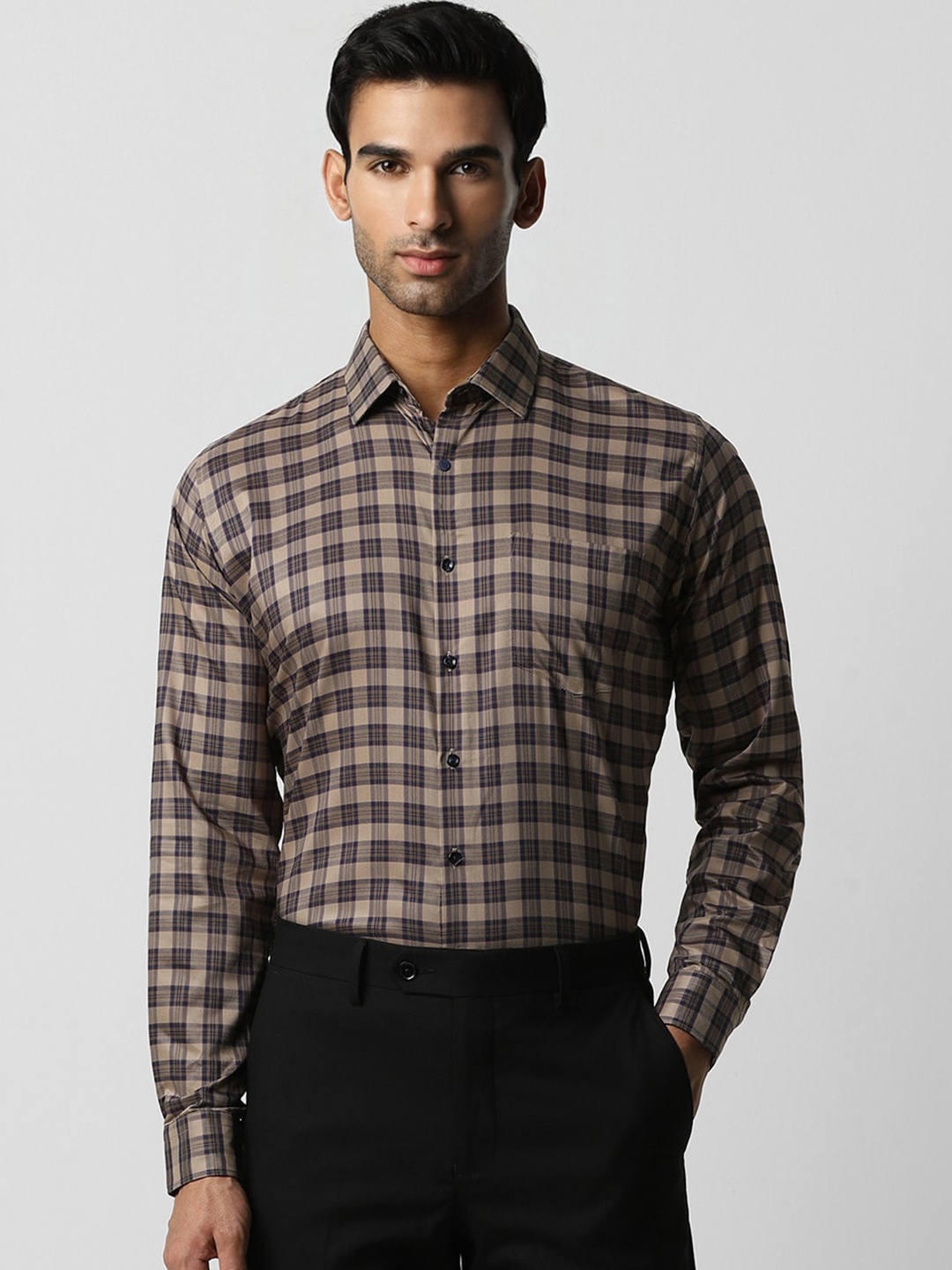 

Van Heusen Men Slim Fit Opaque Checked Formal Shirt, Brown