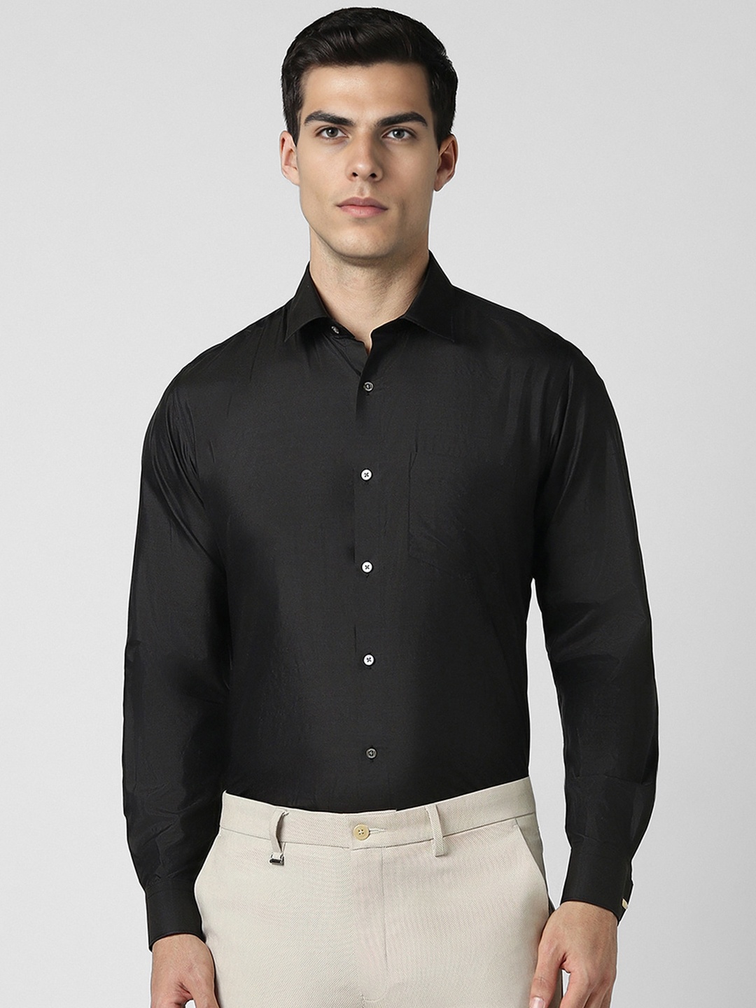 

Van Heusen Men Opaque Formal Shirt, Black