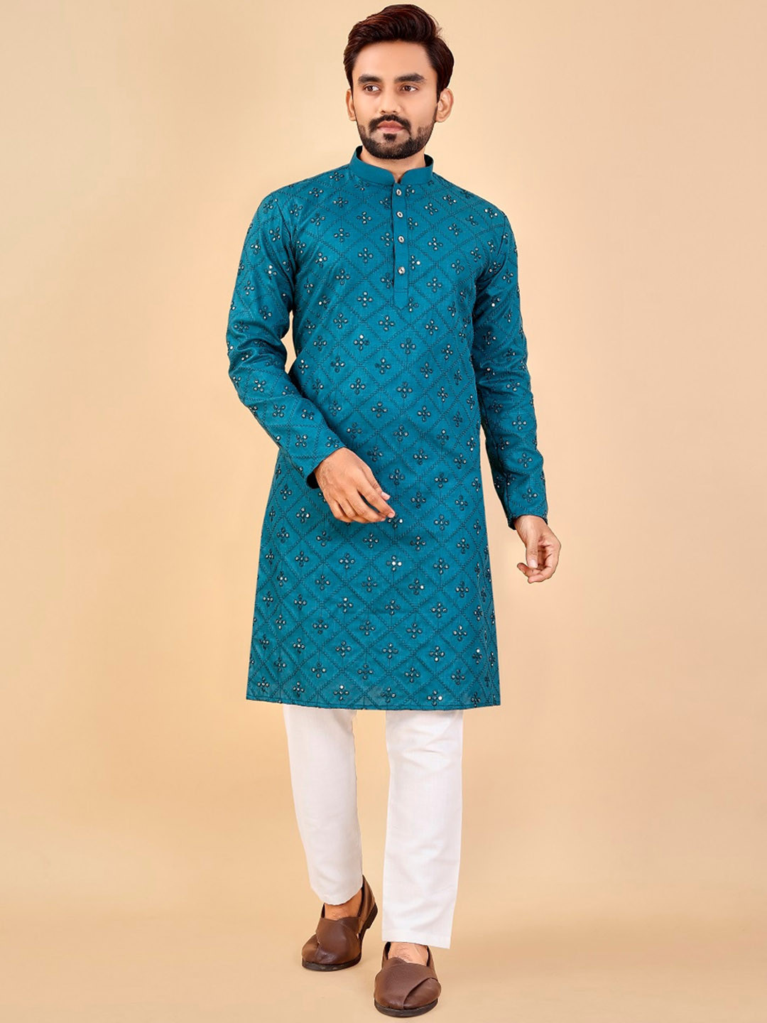 

BAESD Men Thread Work Kurta, Blue
