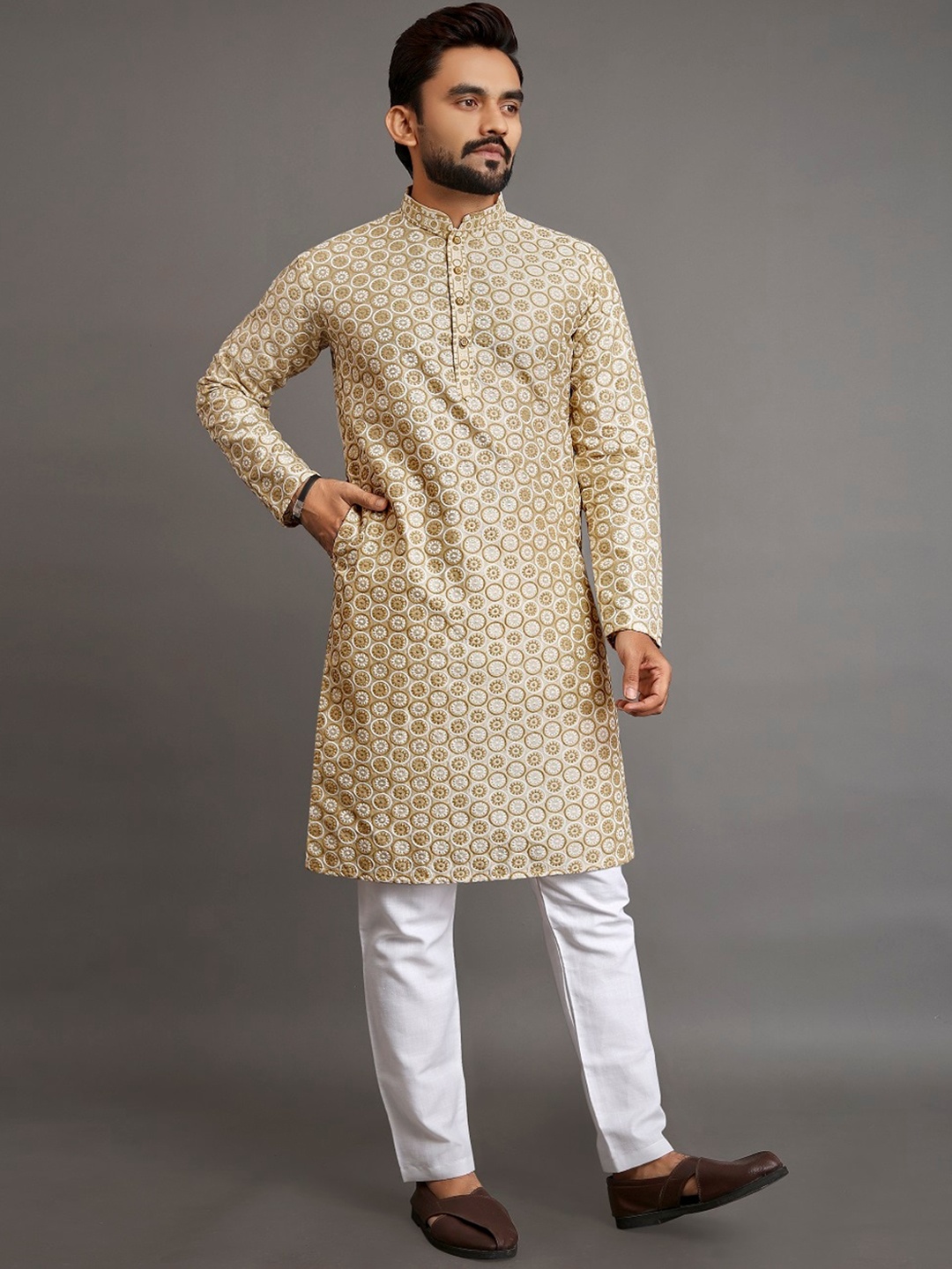 

BAESD Men Geometric Flared Sleeves Thread Work Kurta, Beige