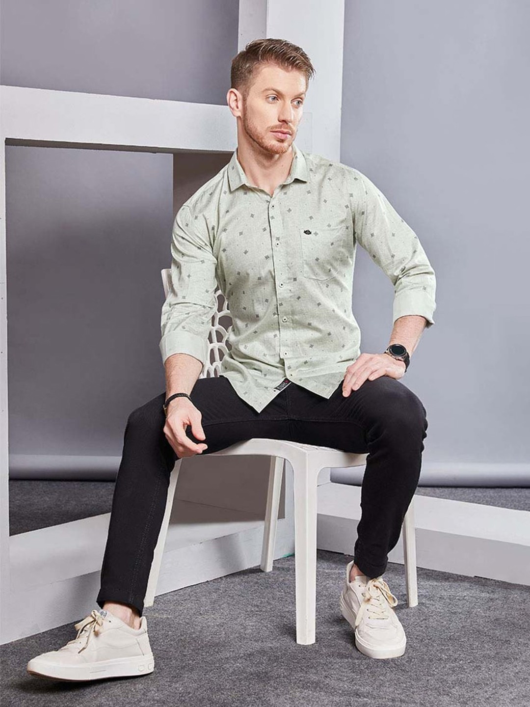 

ALMATY Men Comfort Slim Fit Floral Opaque Printed Party Shirt, Grey