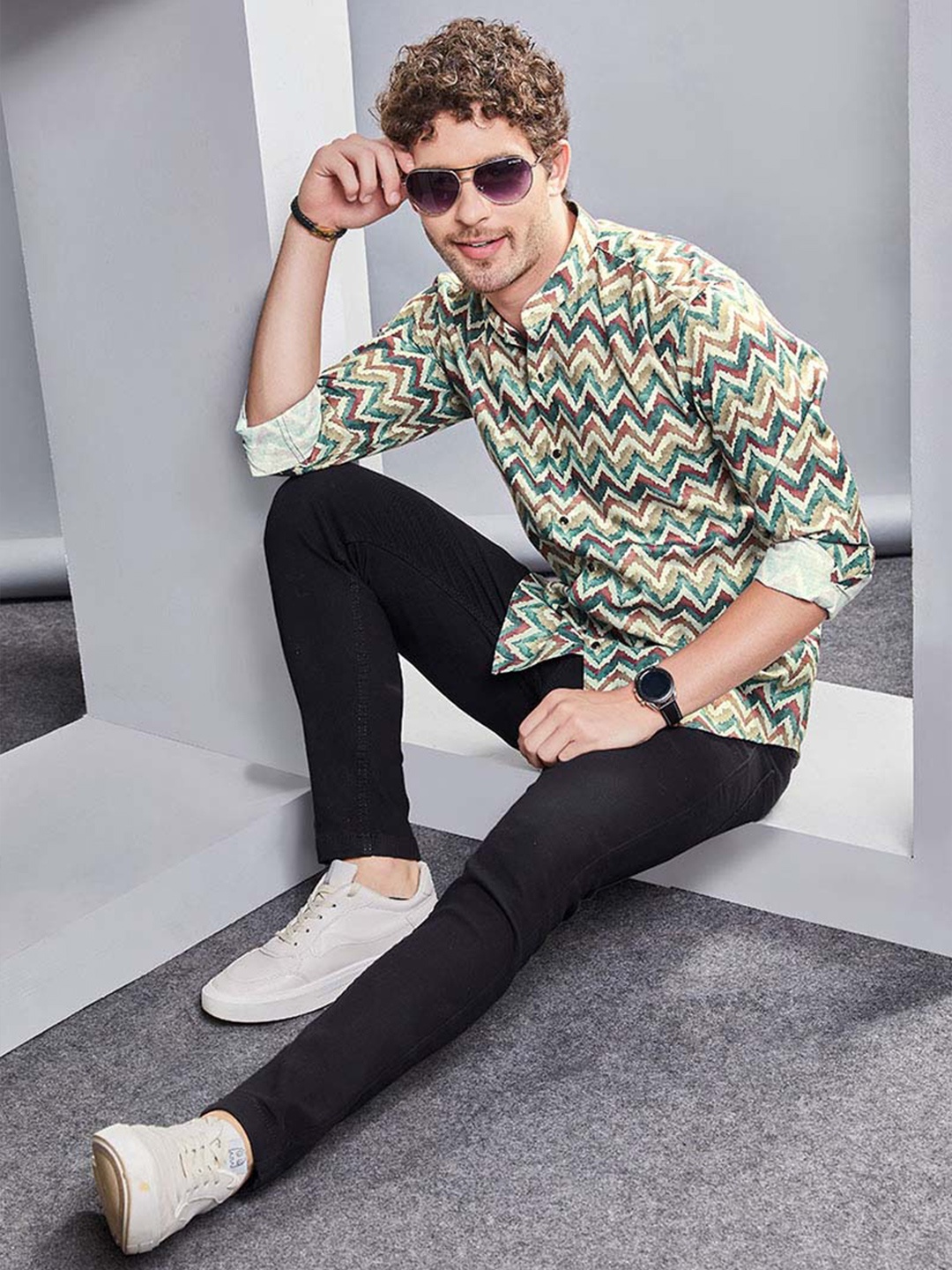 

ALMATY Men Comfort Slim Fit Opaque Printed Party Shirt, Multi