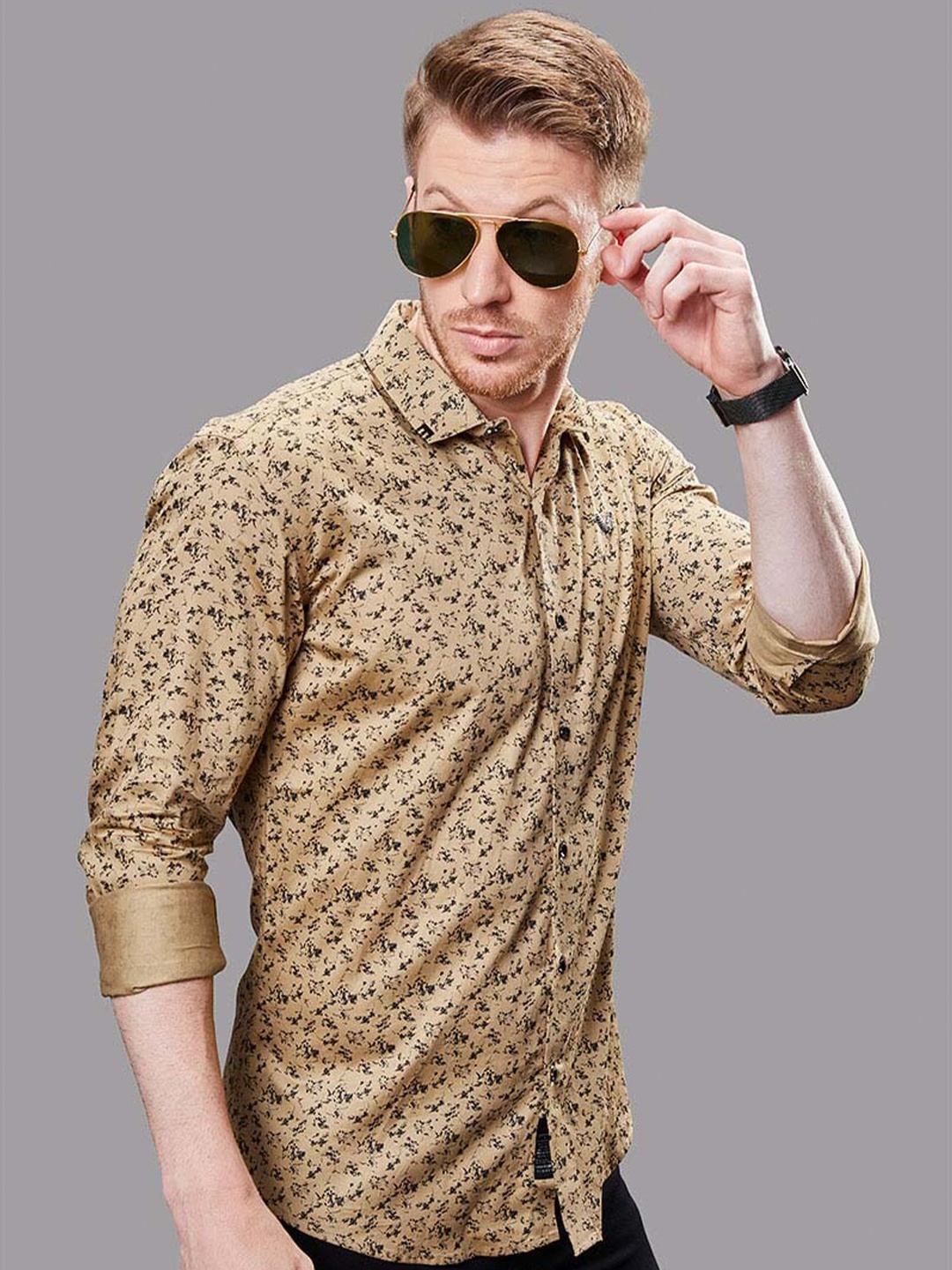 

ALMATY Men Comfort Slim Fit Opaque Printed Party Shirt, Cream