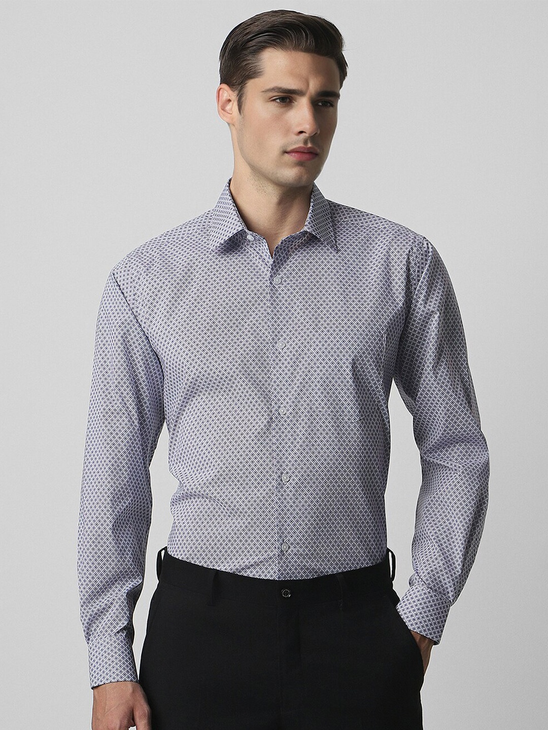 

Van Heusen Men Opaque Printed Formal Shirt, Blue