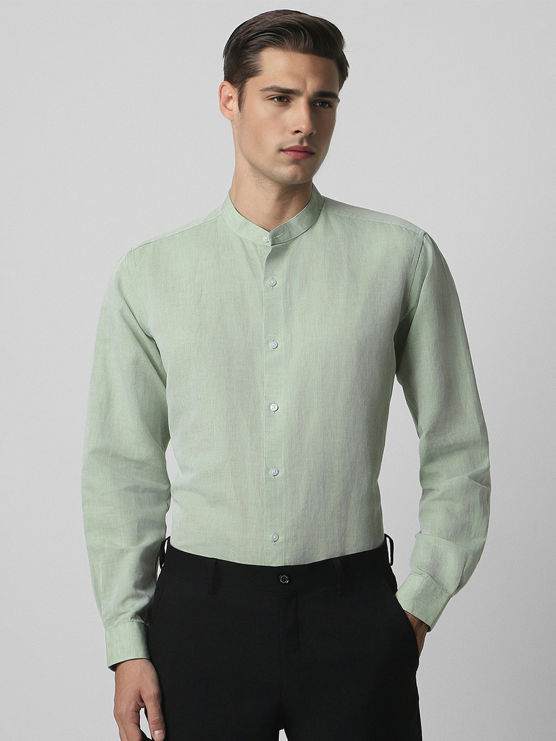 

Van Heusen Men Opaque Formal Shirt, Green