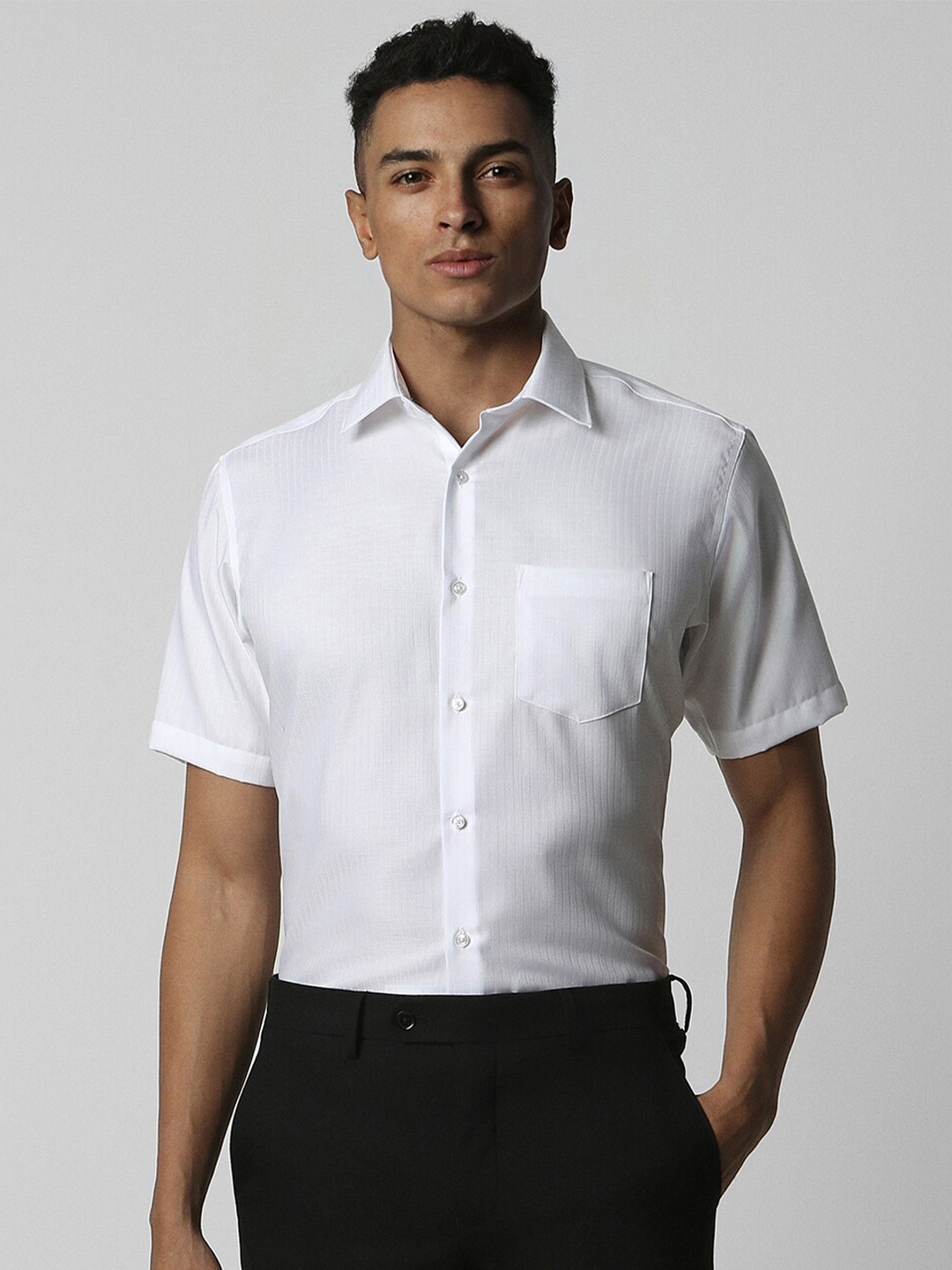 

Van Heusen Men Opaque Formal Shirt, White