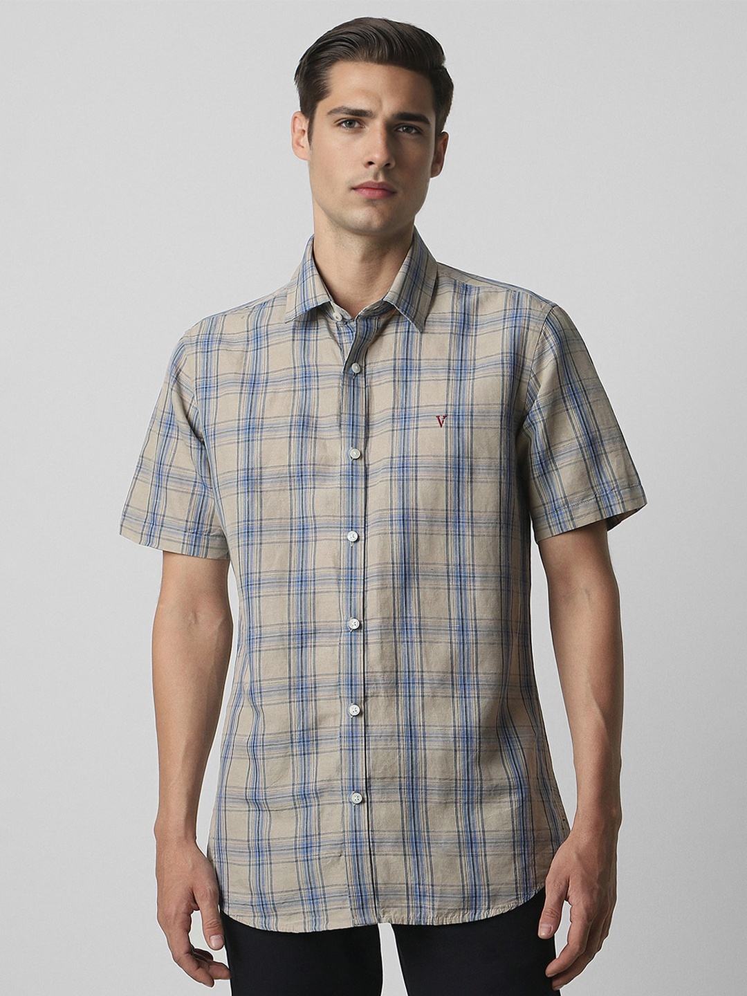 

Van Heusen Sport Men Slim Fit Opaque Checked Casual Shirt, Beige