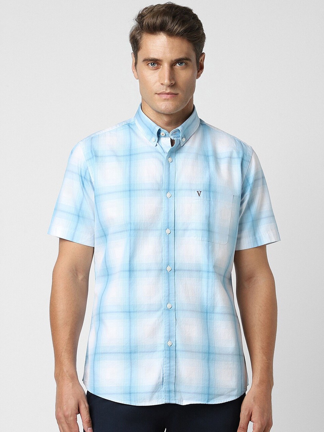 

Van Heusen Sport Men Slim Fit Opaque Checked Casual Shirt, Blue
