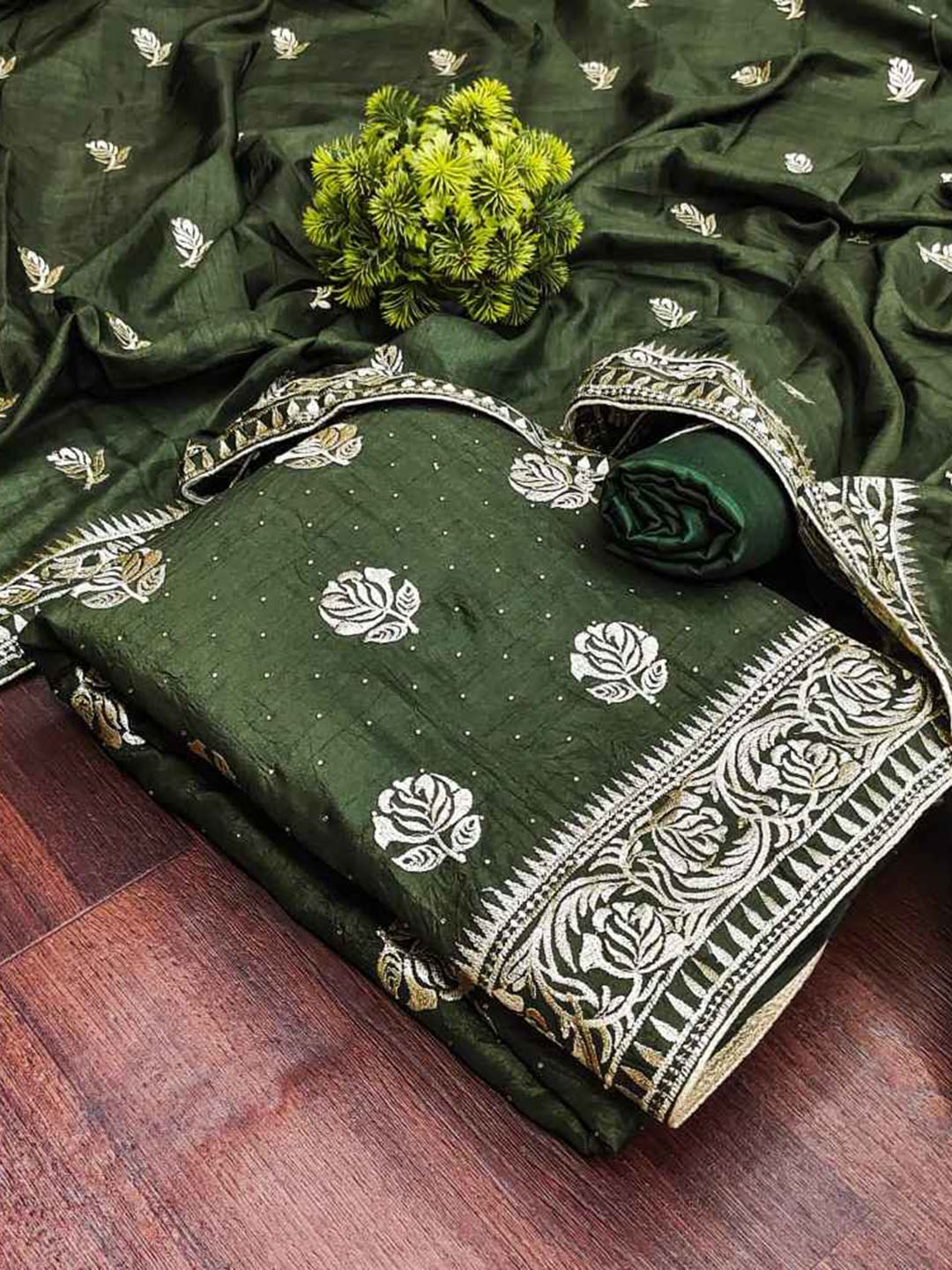 

faxofab Embroidered Silk Georgette Unstitched Dress Material, Green