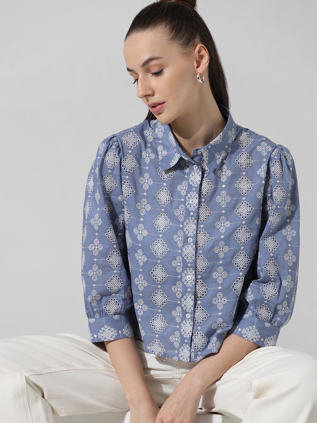 

ONLY Women Floral Opaque Printed Casual Shirt, Blue