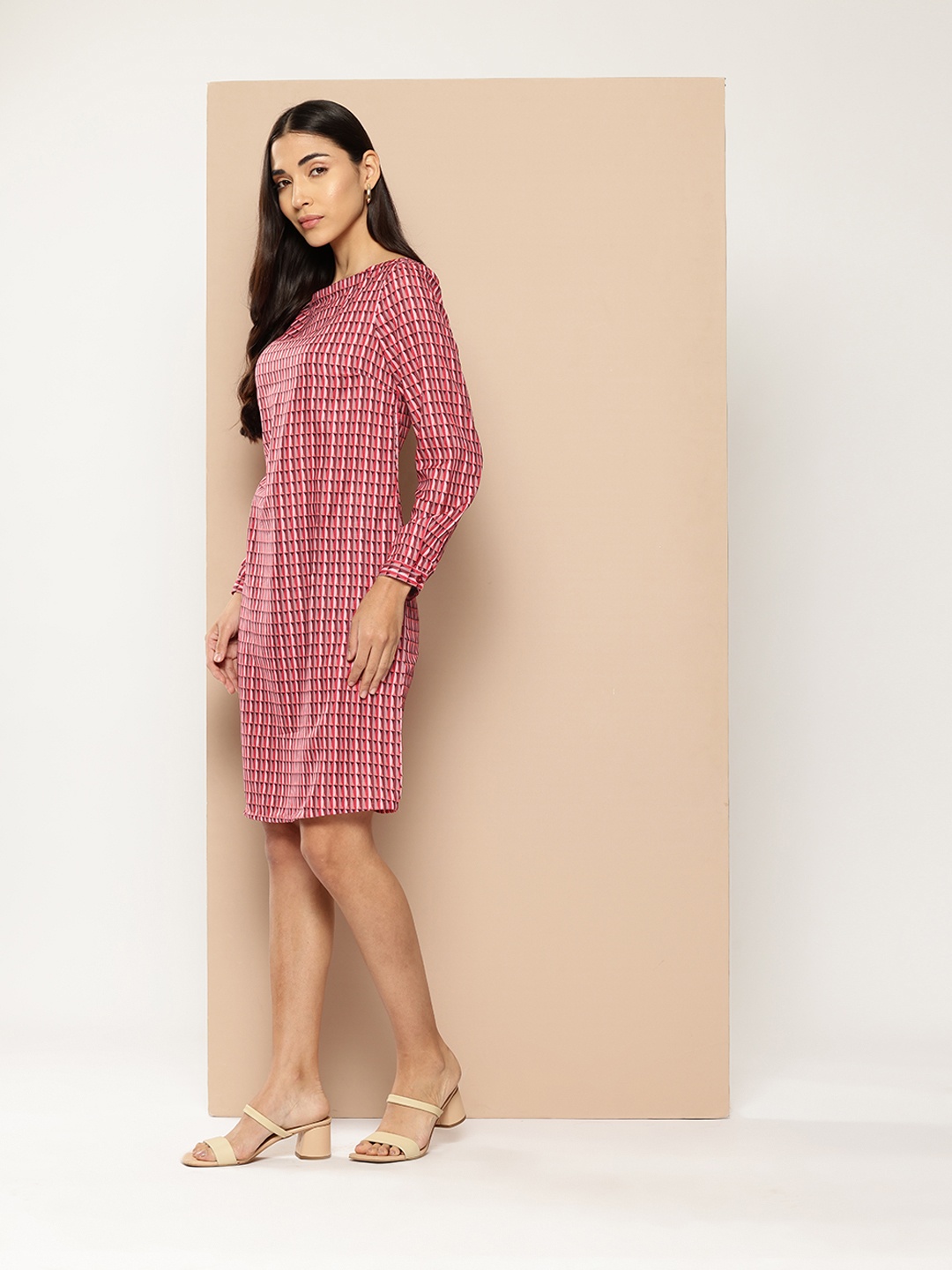 

Chemistry Geometric Printed Sheath Dress, Pink