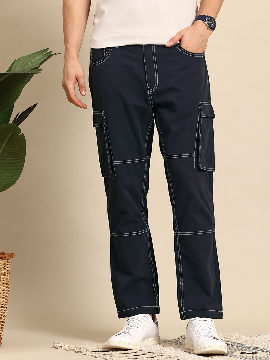 

Mast & Harbour Men Pure Cotton Contrast Stitch Cargos, Navy blue