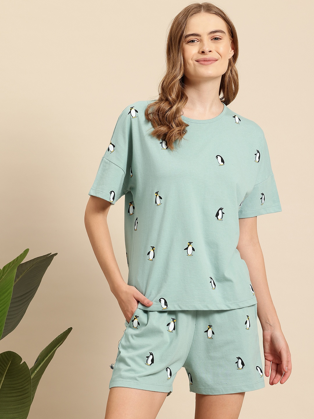 

Mast & Harbour Women Printed Short Set with Pouch, Sea green