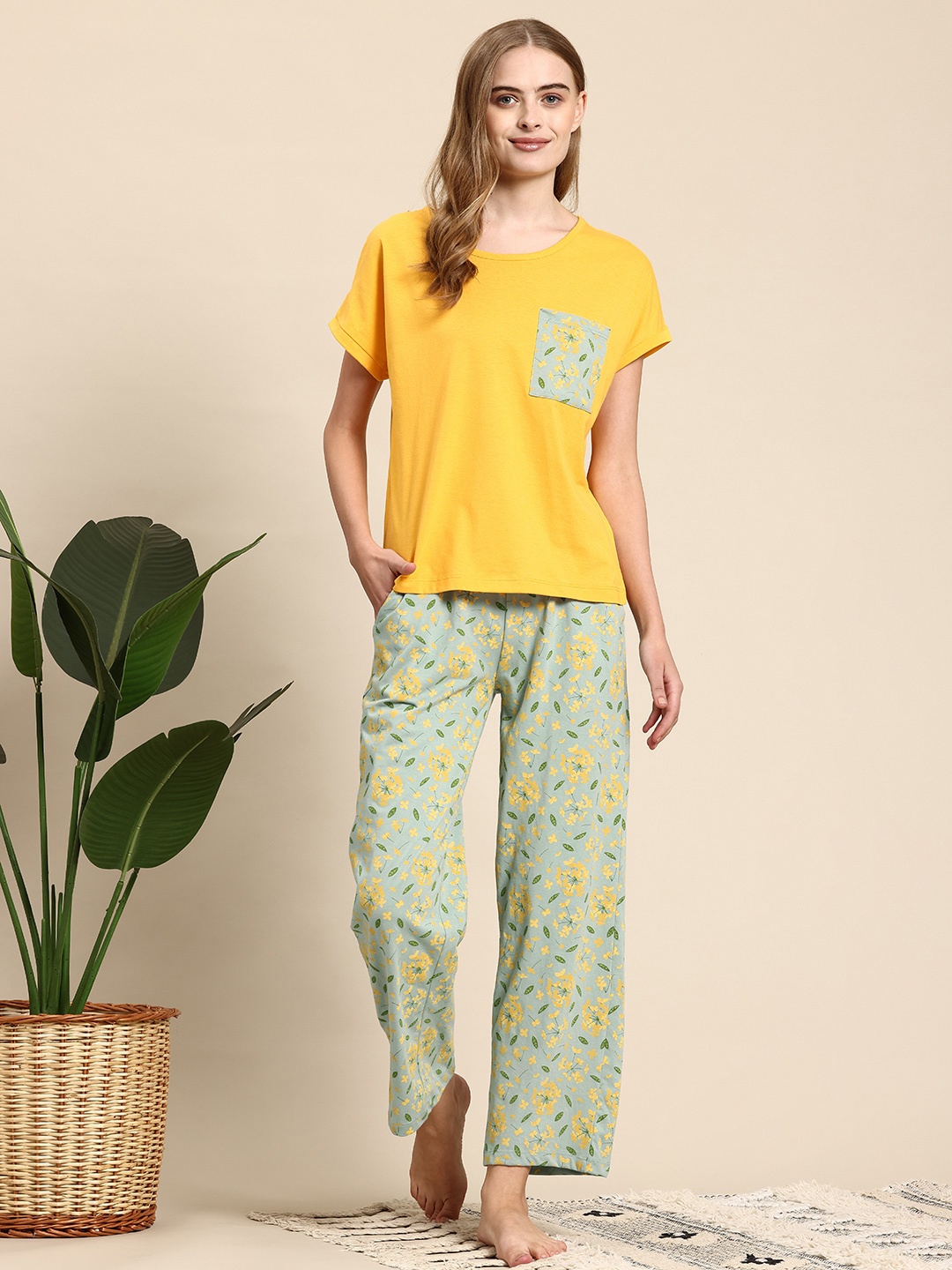 

Mast & Harbour Women Floral Pyjama Set with Pouch, Yellow