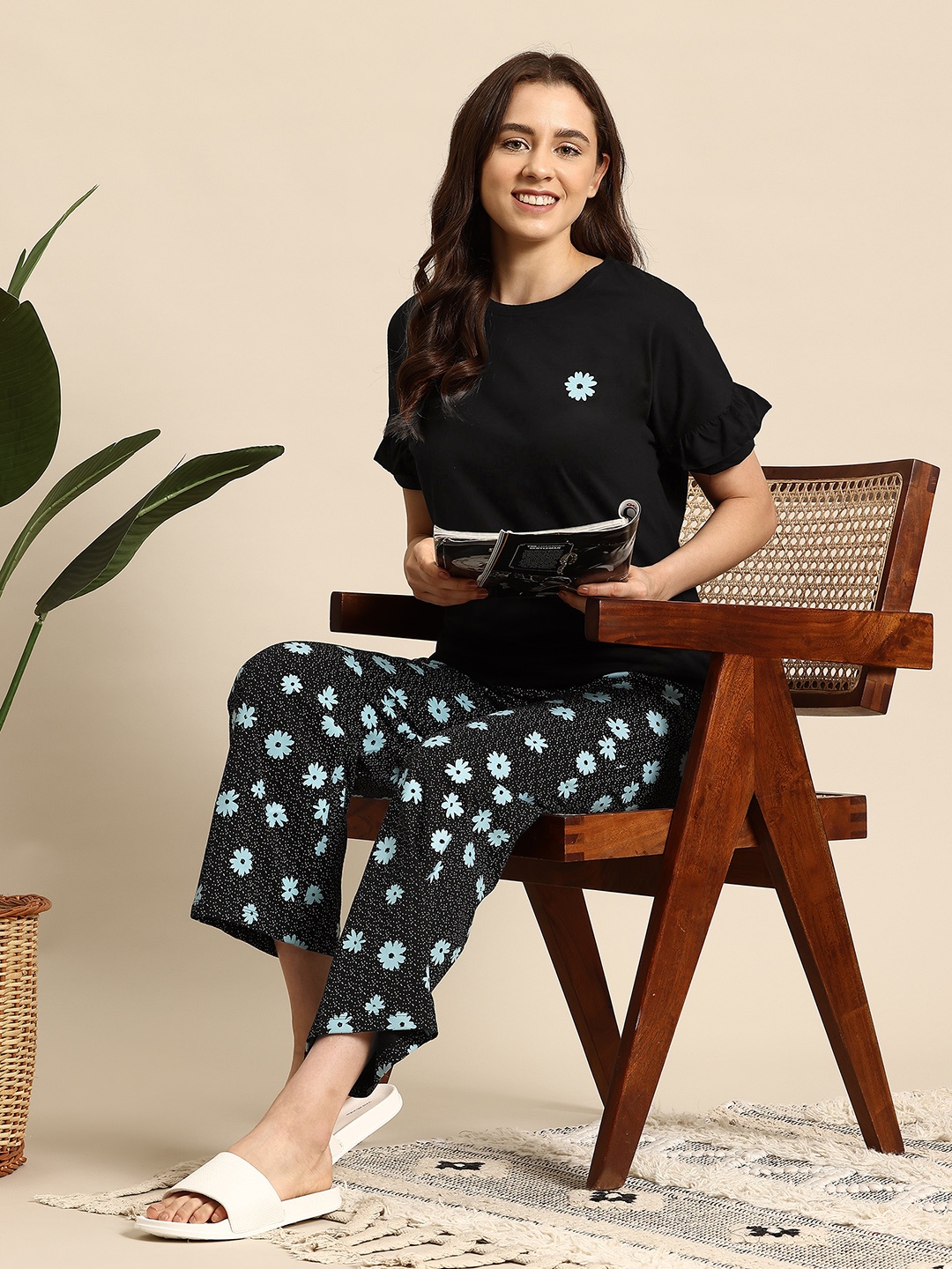 

Mast & Harbour Printed Pyjama Set with Pouch, Black